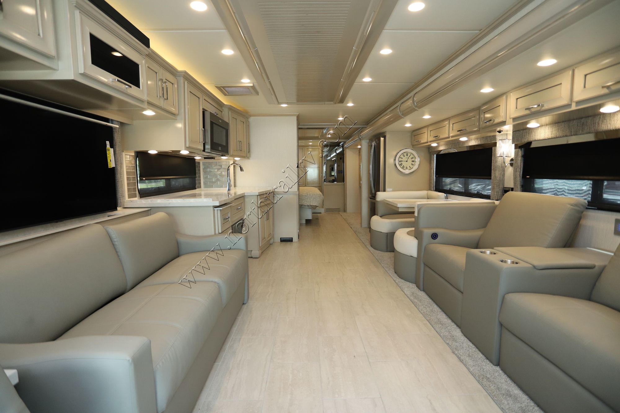 New 2024 Newmar Ventana 4369 Class A  For Sale