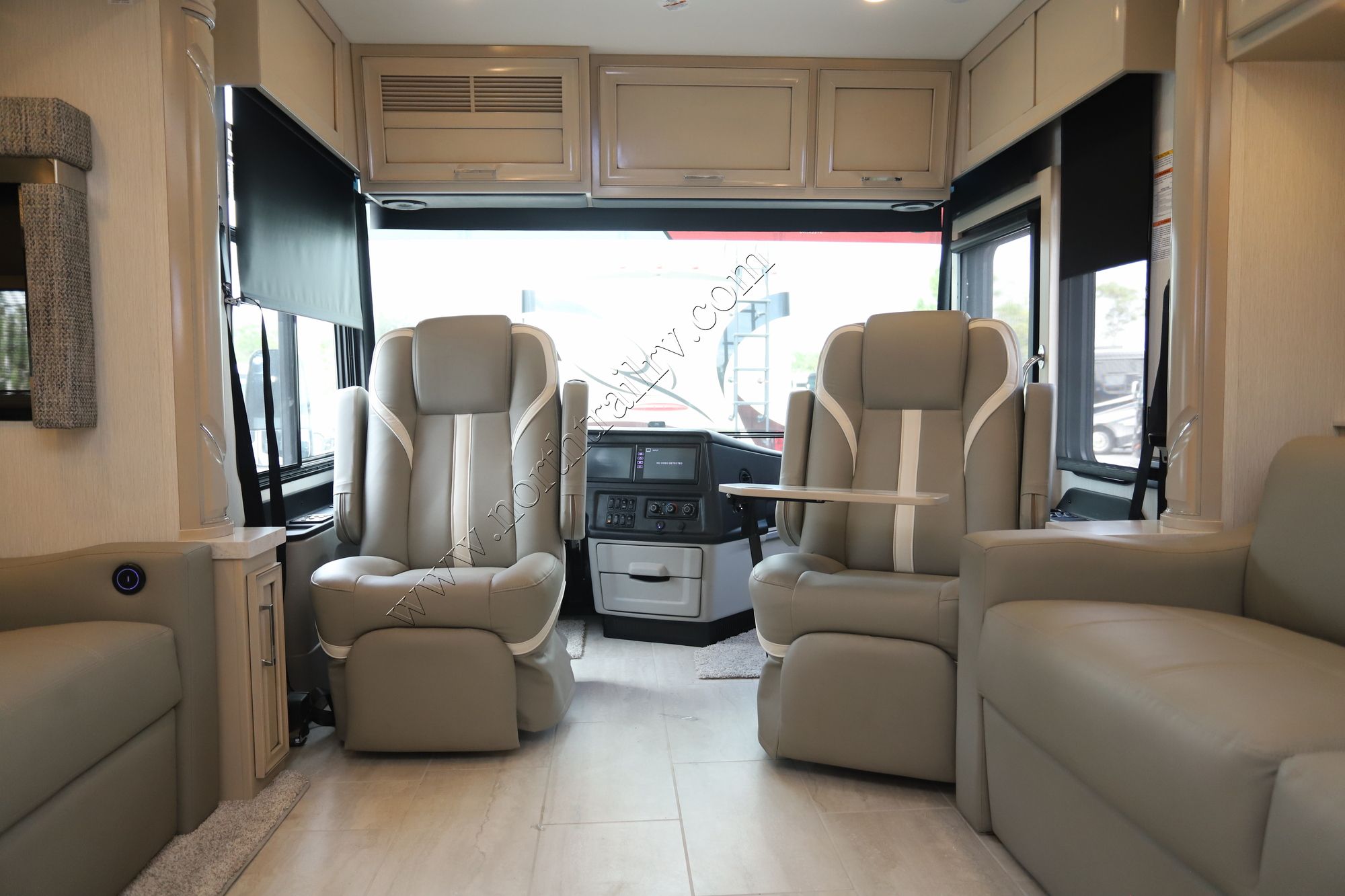 New 2024 Newmar Ventana 4369 Class A  For Sale