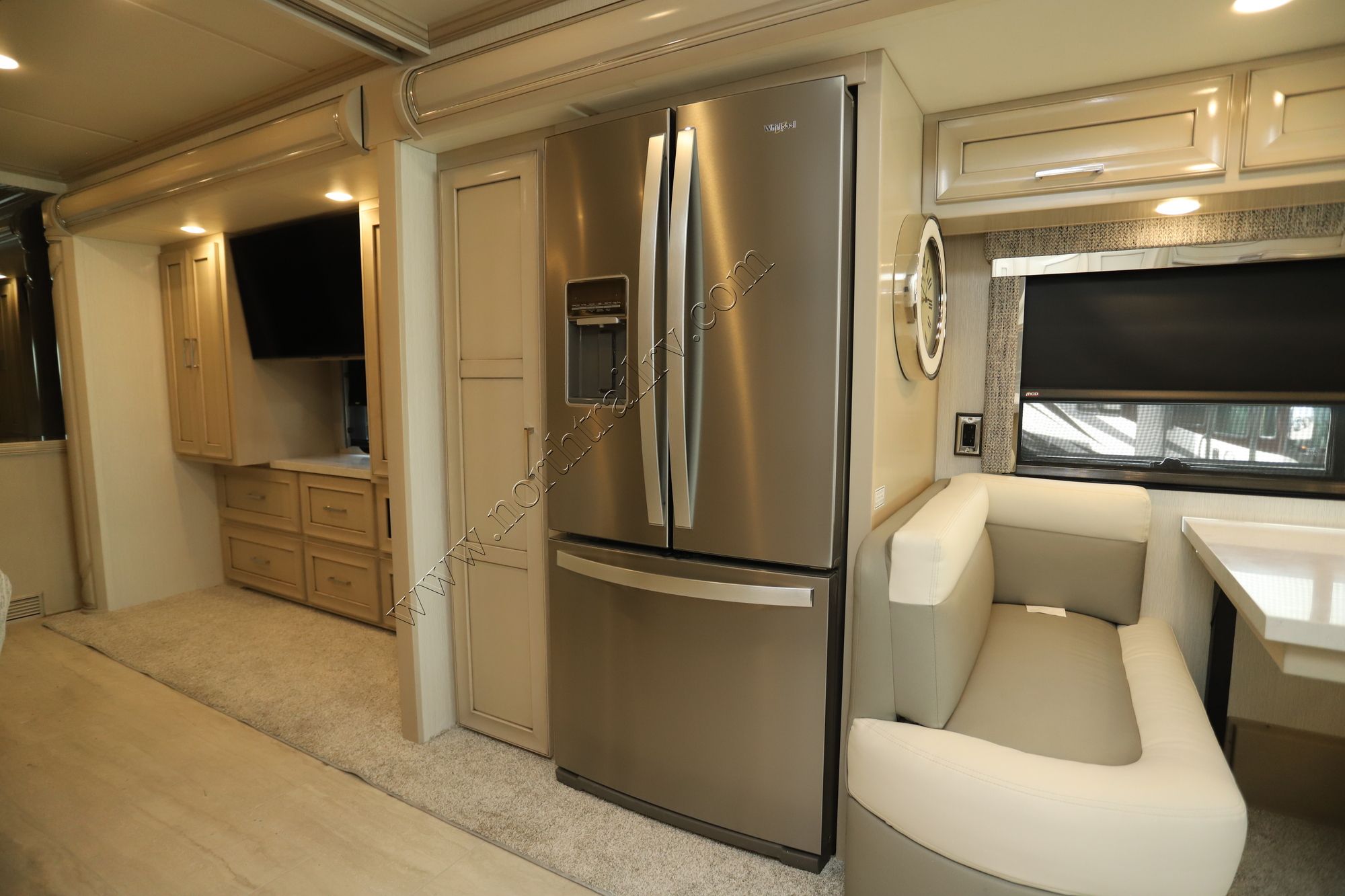 New 2024 Newmar Ventana 4369 Class A  For Sale