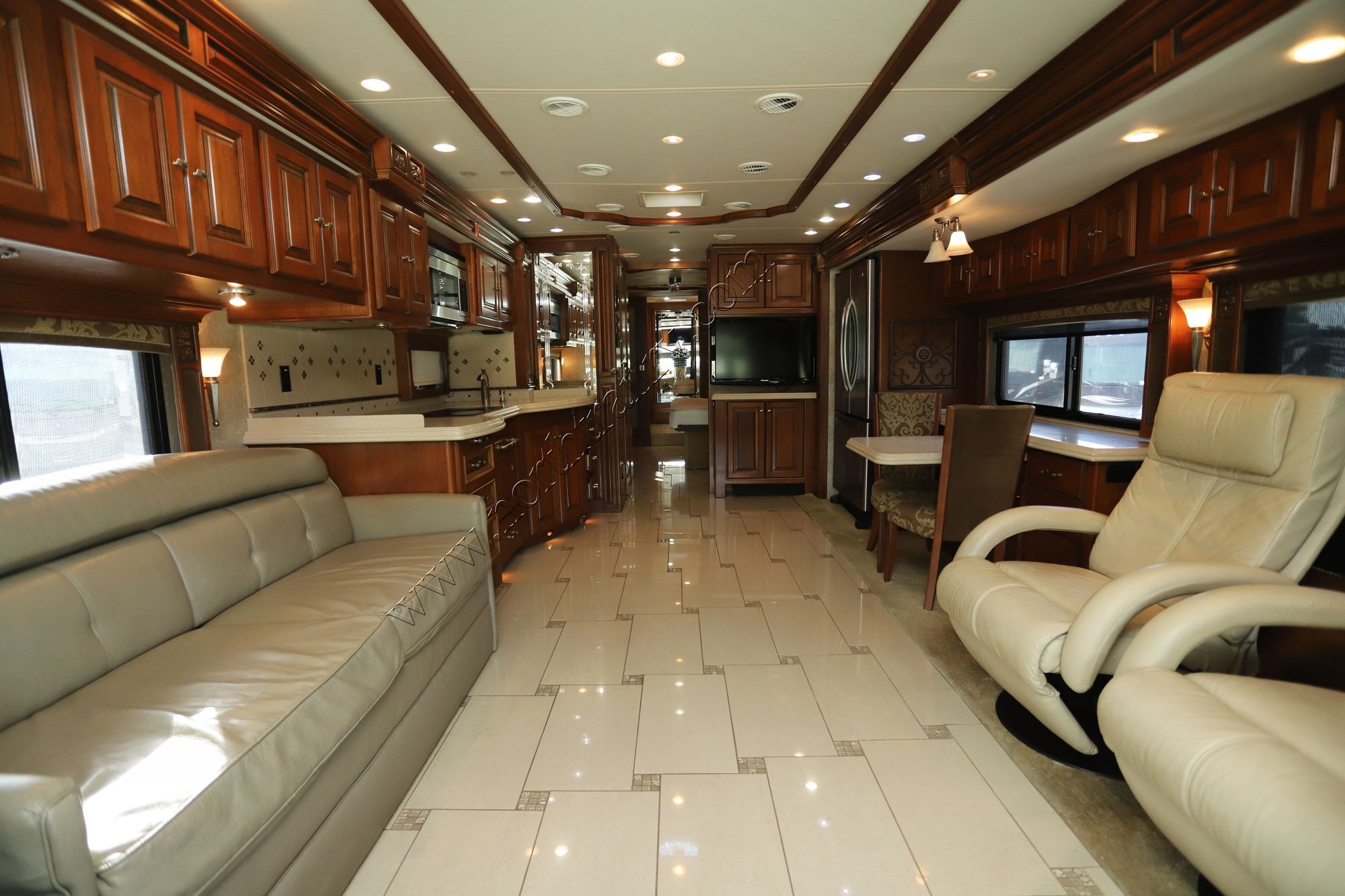 Used 2010 Tiffin Motor Homes Allegro Bus 43QGP Class A  For Sale