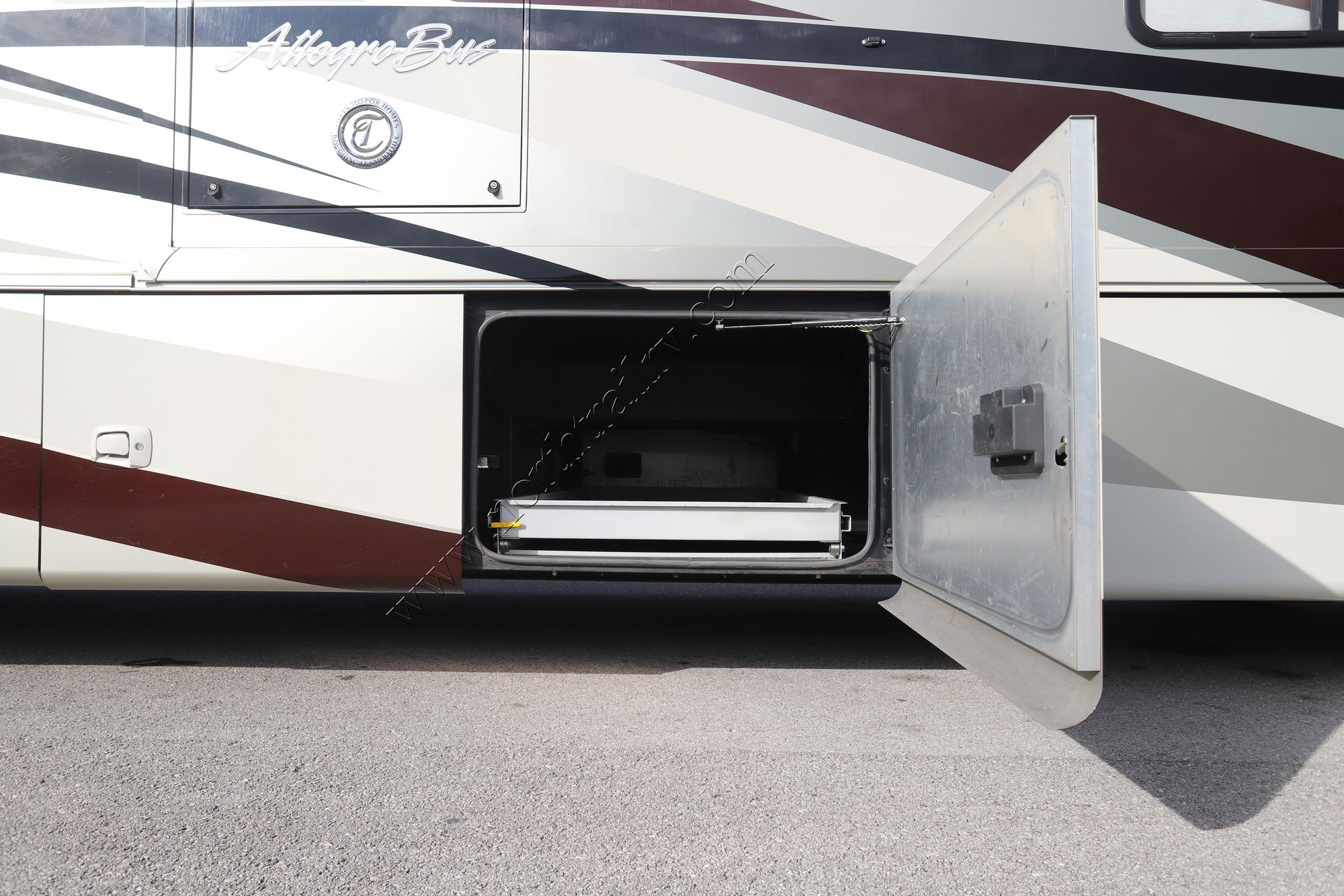 Used 2010 Tiffin Motor Homes Allegro Bus 43QGP Class A  For Sale