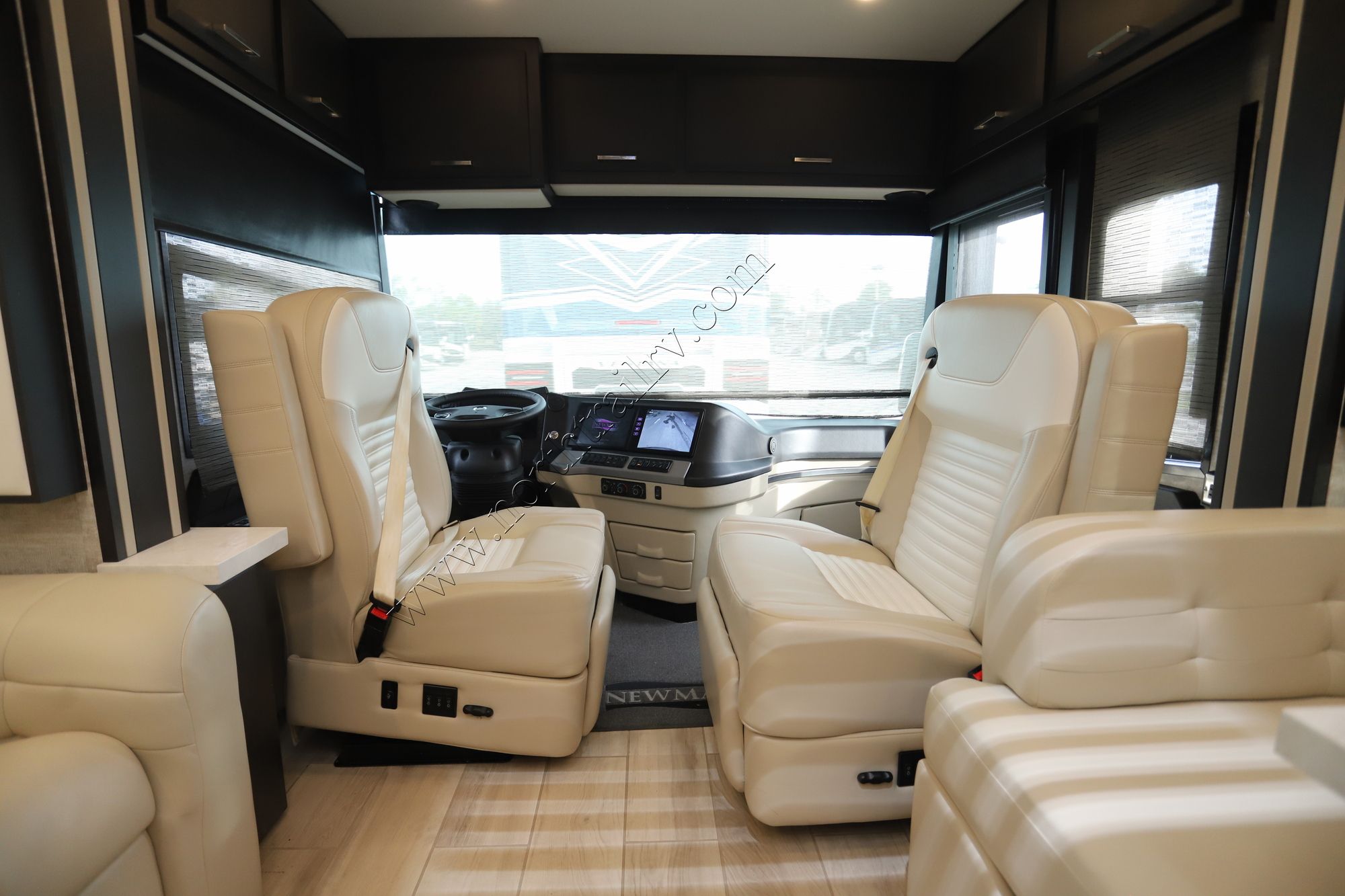 Used 2022 Newmar New Aire 3543 Class A  For Sale