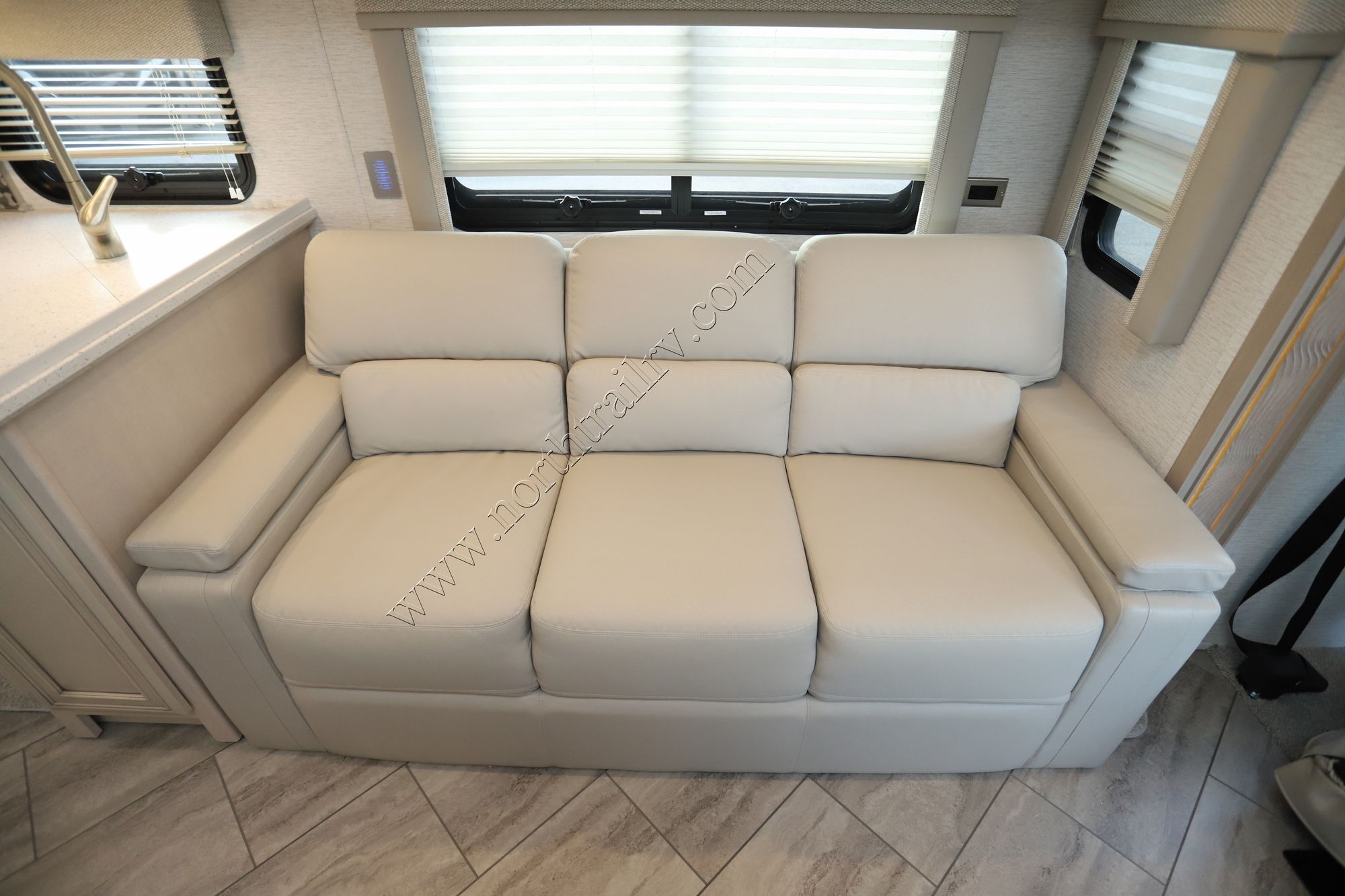 New 2024 Newmar Bay Star Sport 3014 Class A  For Sale