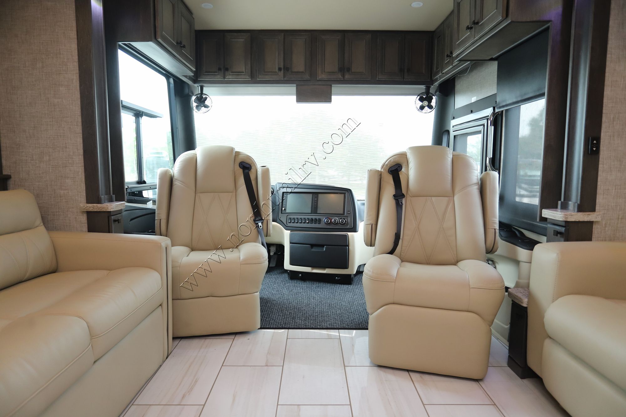 Used 2023 Tiffin Motor Homes Allegro Bus 45FP Class A  For Sale