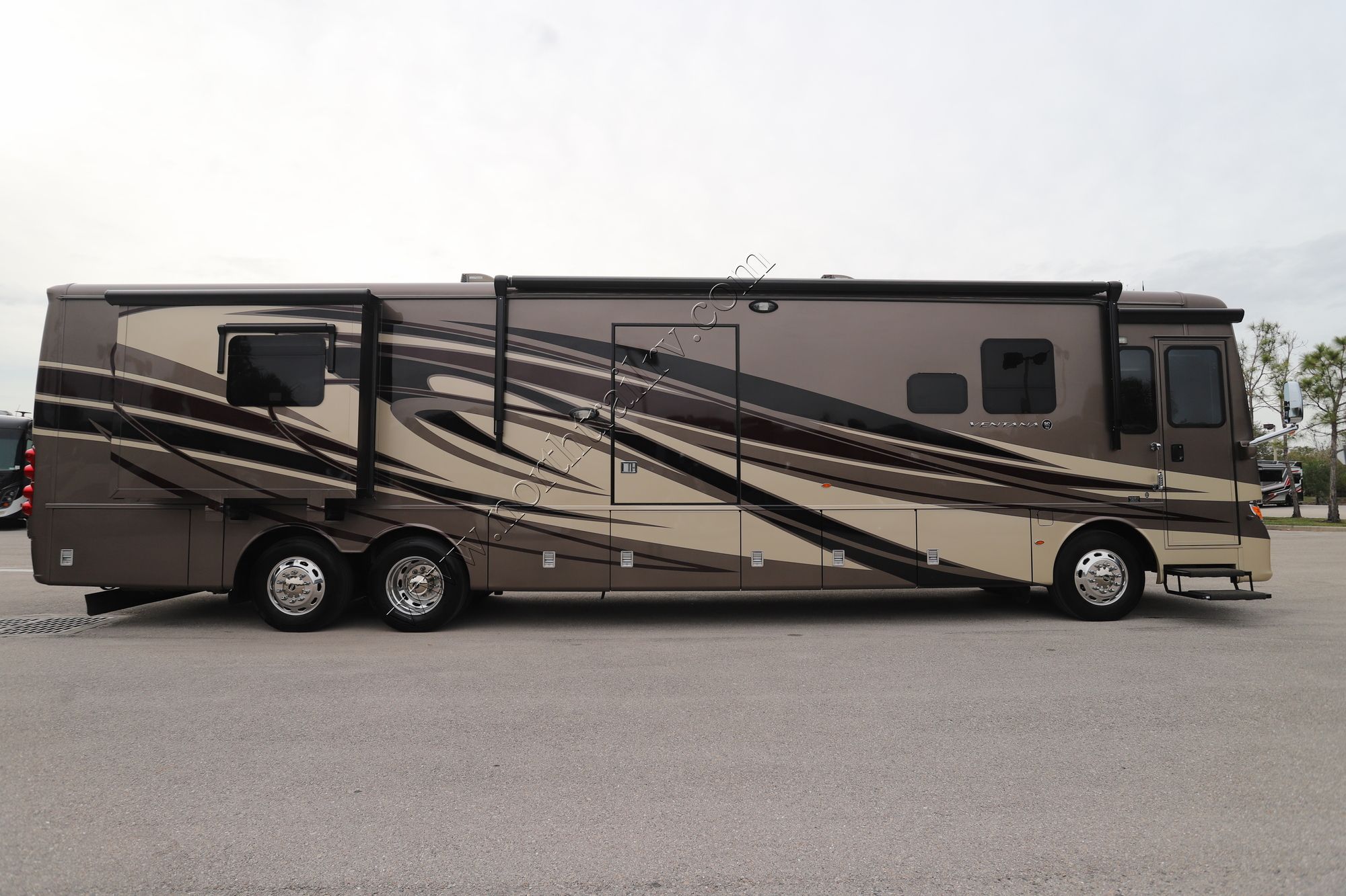 Used 2018 Newmar Ventana 4311 Class A  For Sale