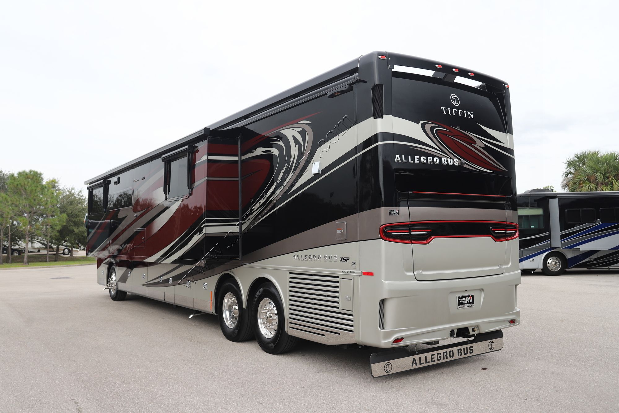 Used 2023 Tiffin Motor Homes Allegro Bus 45FP Class A  For Sale