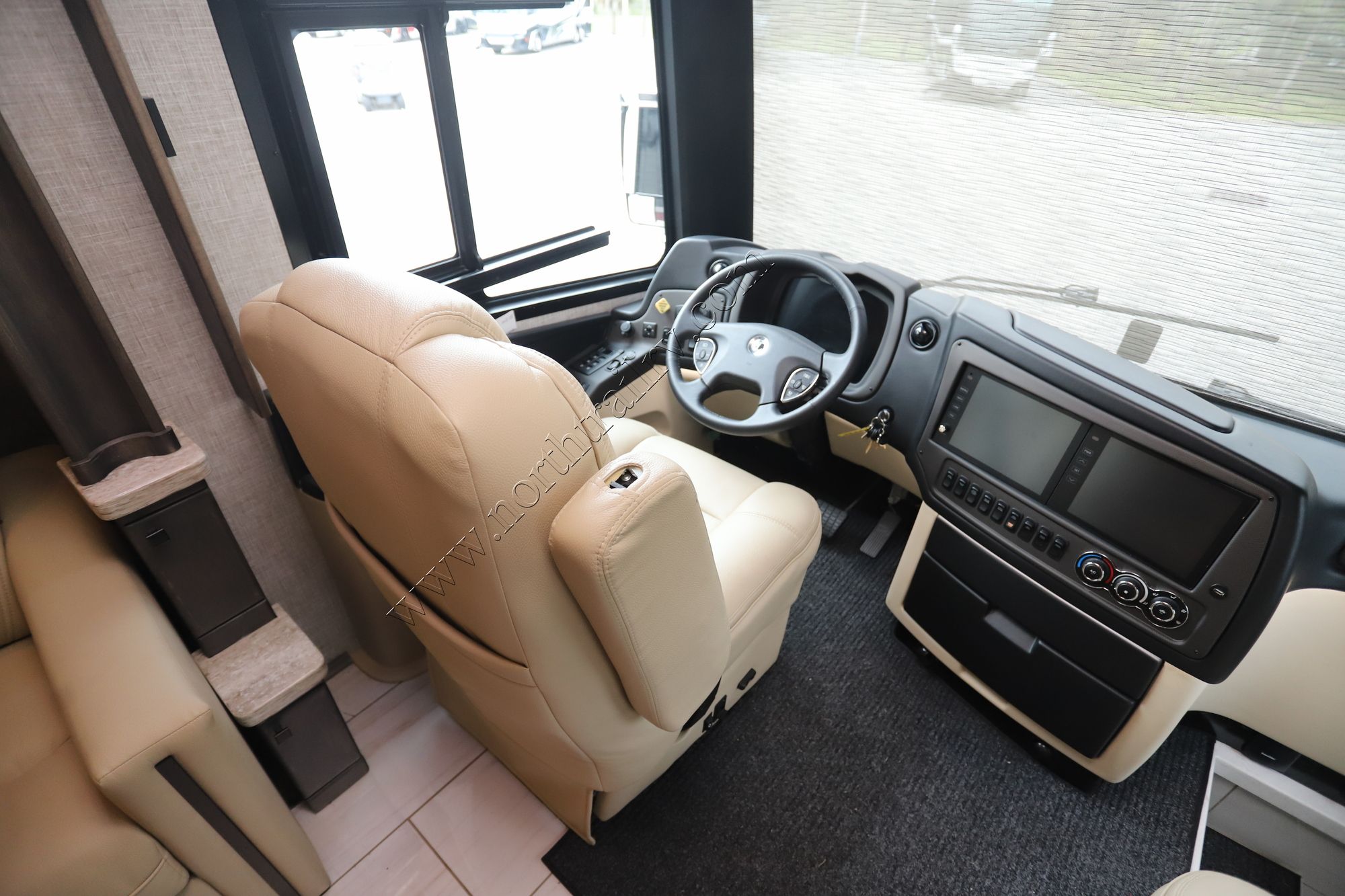 Used 2023 Tiffin Motor Homes Allegro Bus 45FP Class A  For Sale