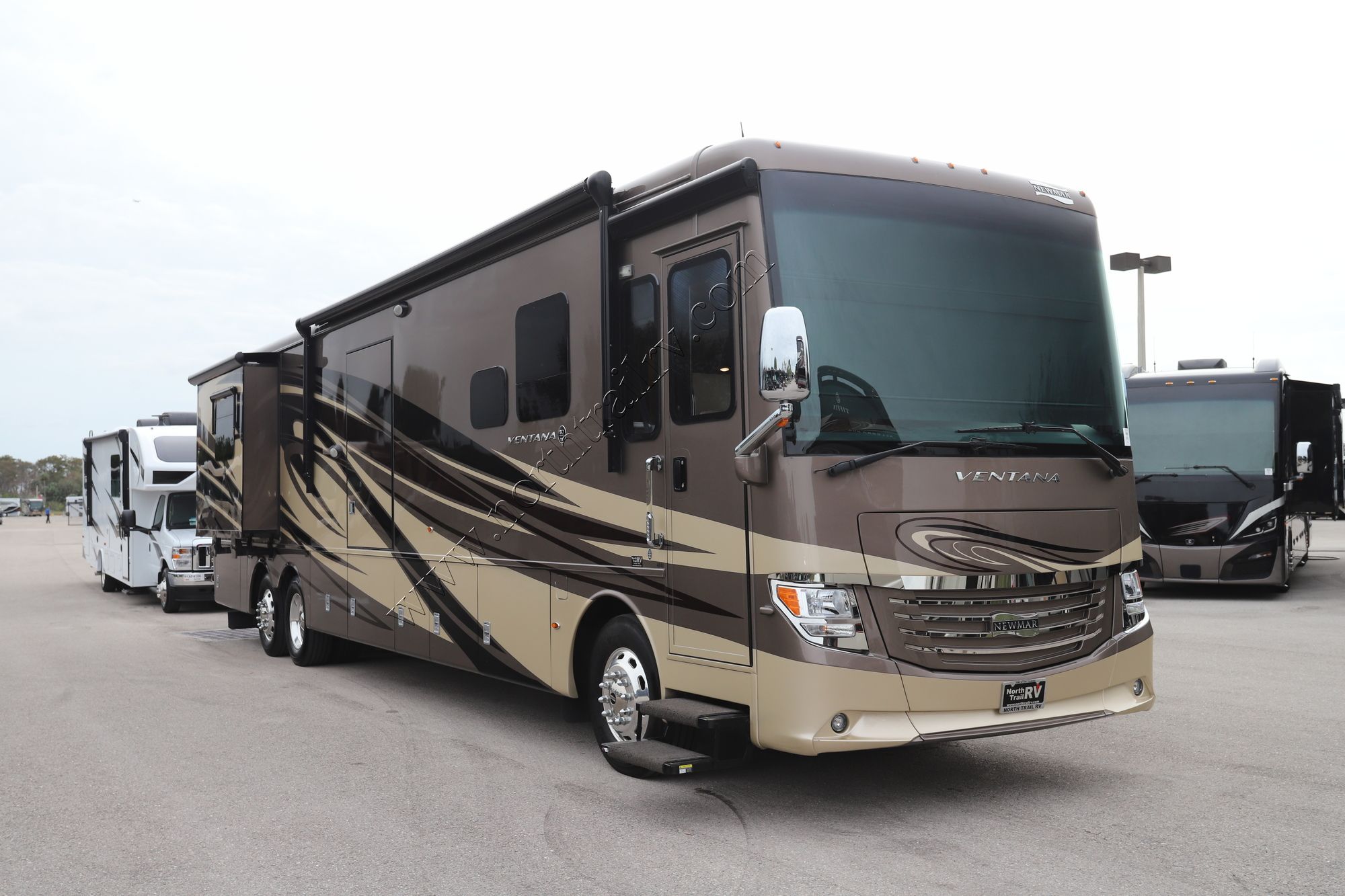 Used 2018 Newmar Ventana 4311 Class A  For Sale