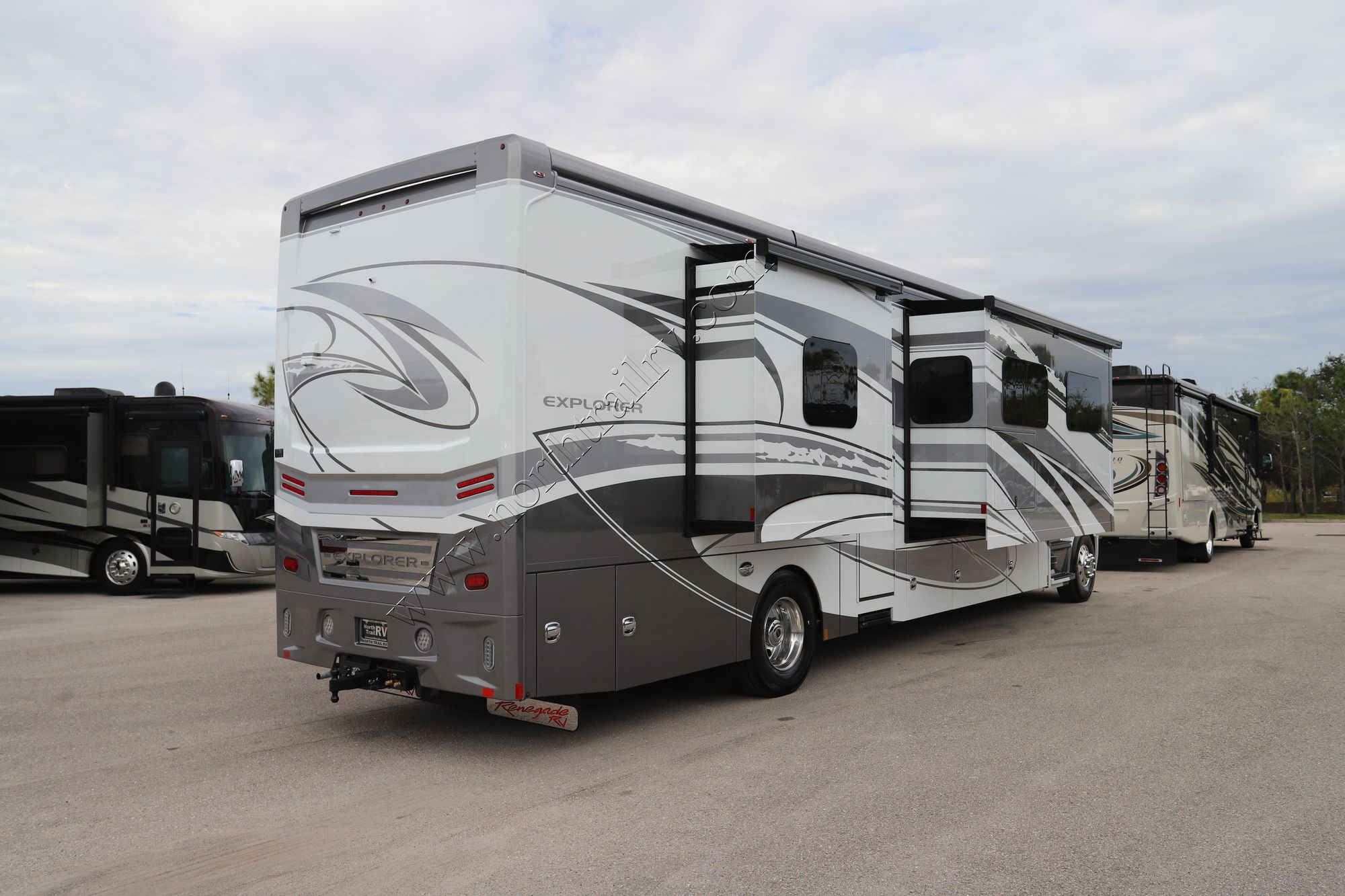 New 2024 Renegade Rv Explorer 40ERB Super C  For Sale