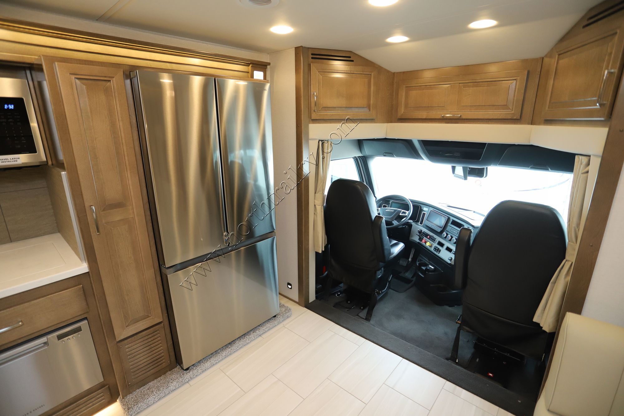 New 2024 Renegade Rv Explorer 40ERB Super C  For Sale