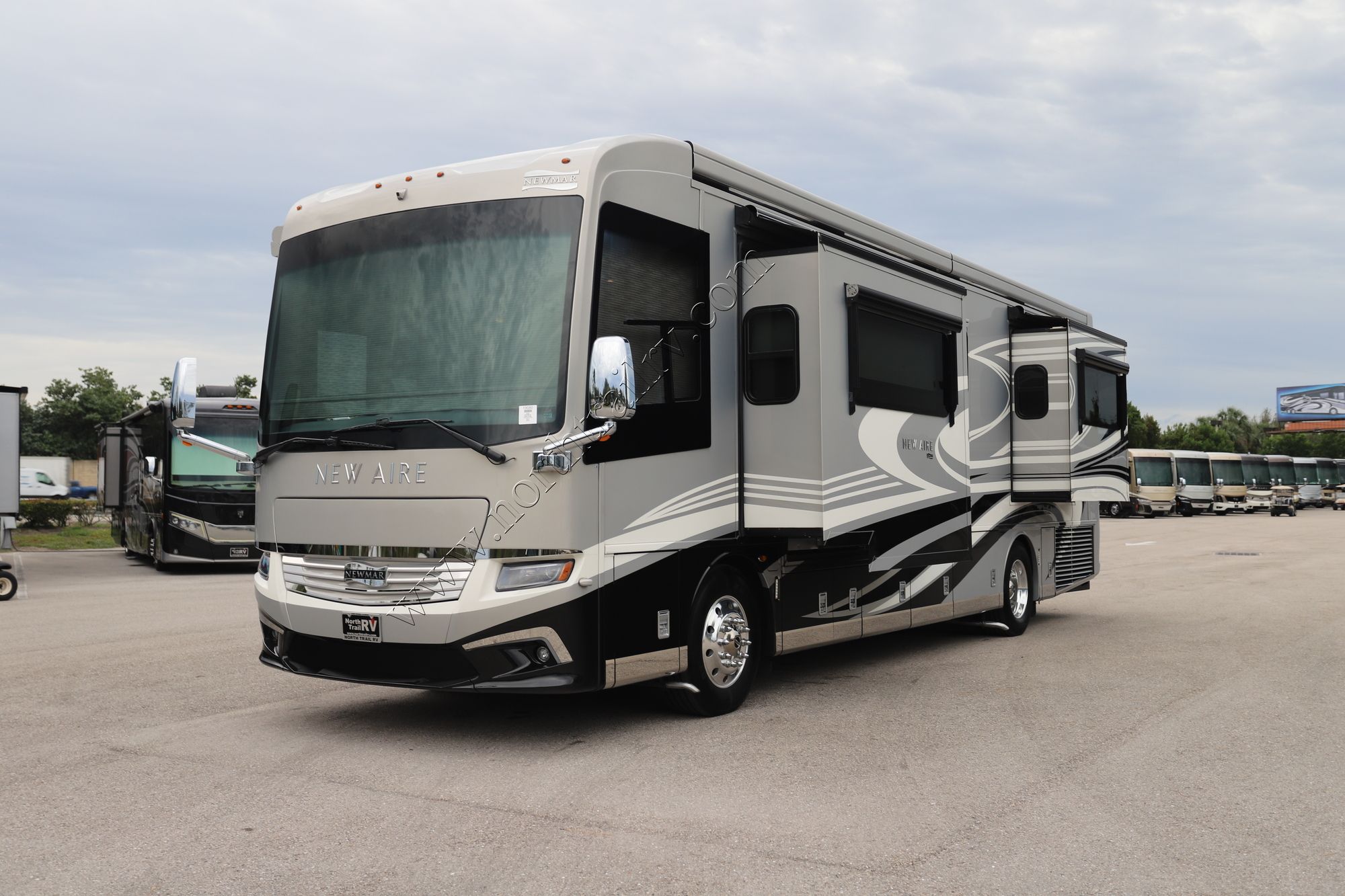 Used 2020 Newmar New Aire 3543 Class A  For Sale