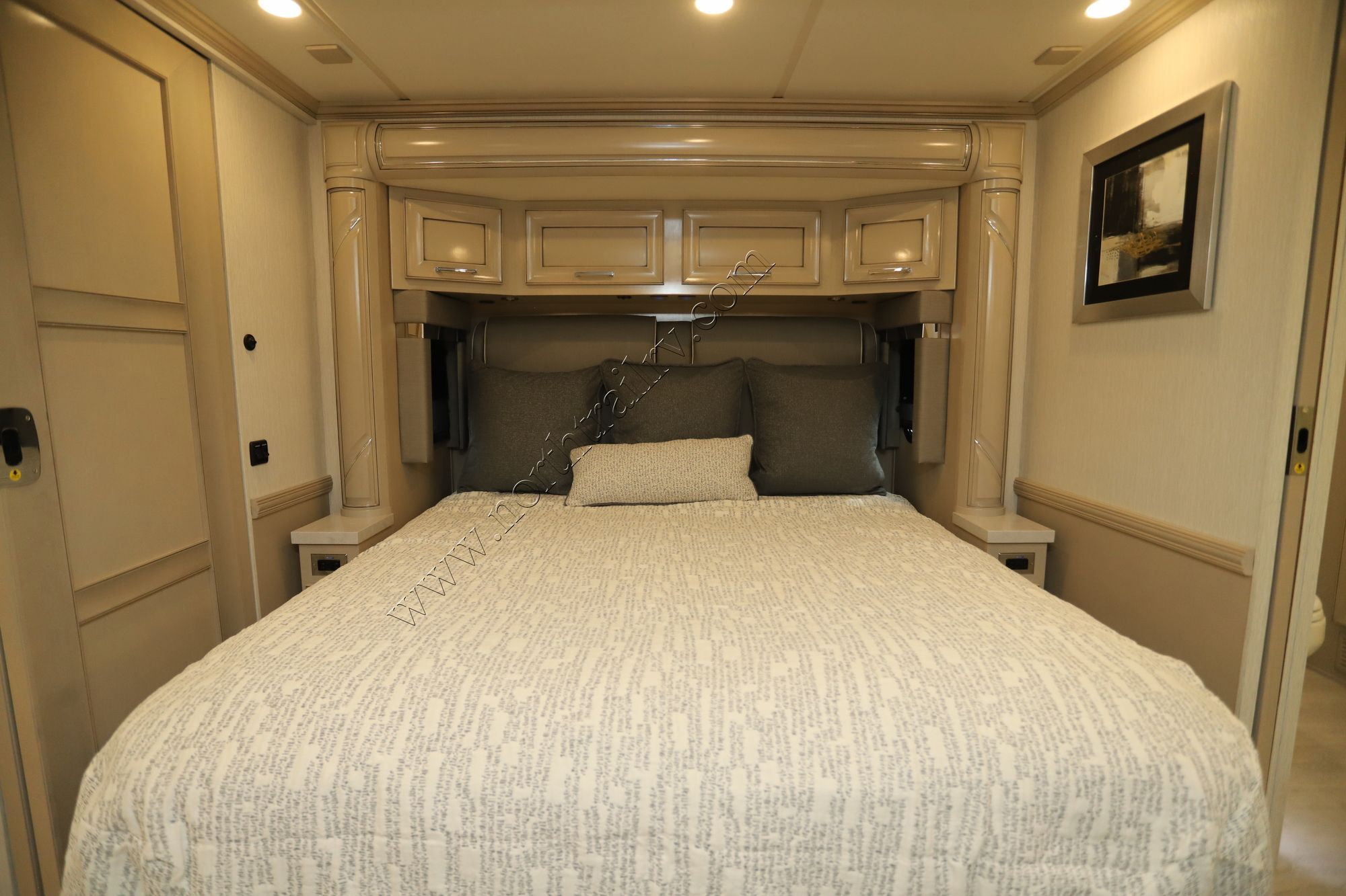 New 2024 Newmar Ventana 4068 Class A  For Sale