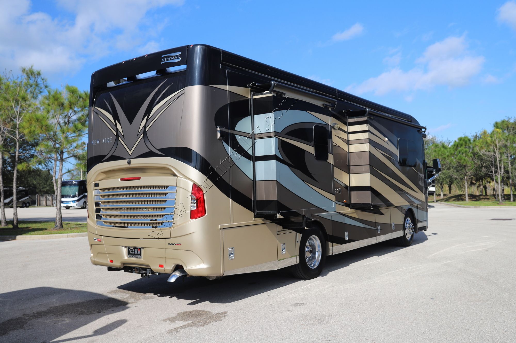 Used 2018 Newmar New Aire 3341 Class A  For Sale