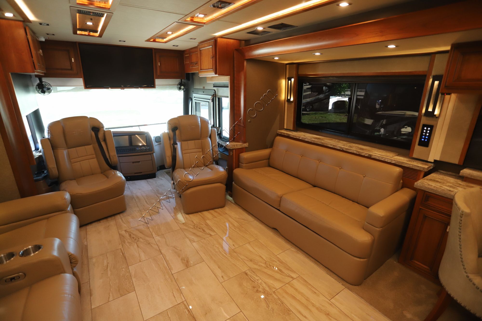 Used 2019 Tiffin Motor Homes Allegro Bus 45OPP Class A  For Sale