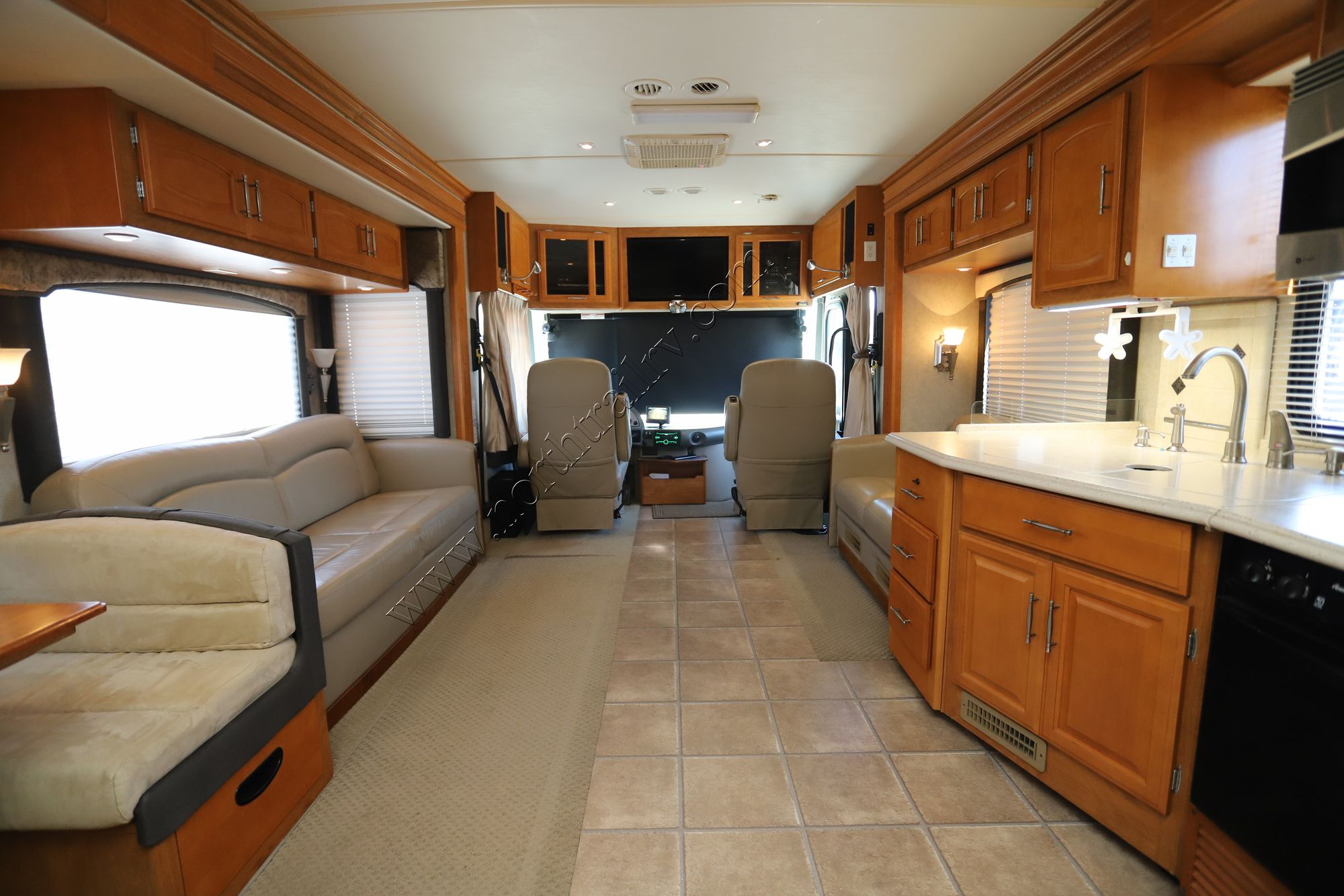 Used 2008 Fleetwood Excursion 39R Class A  For Sale