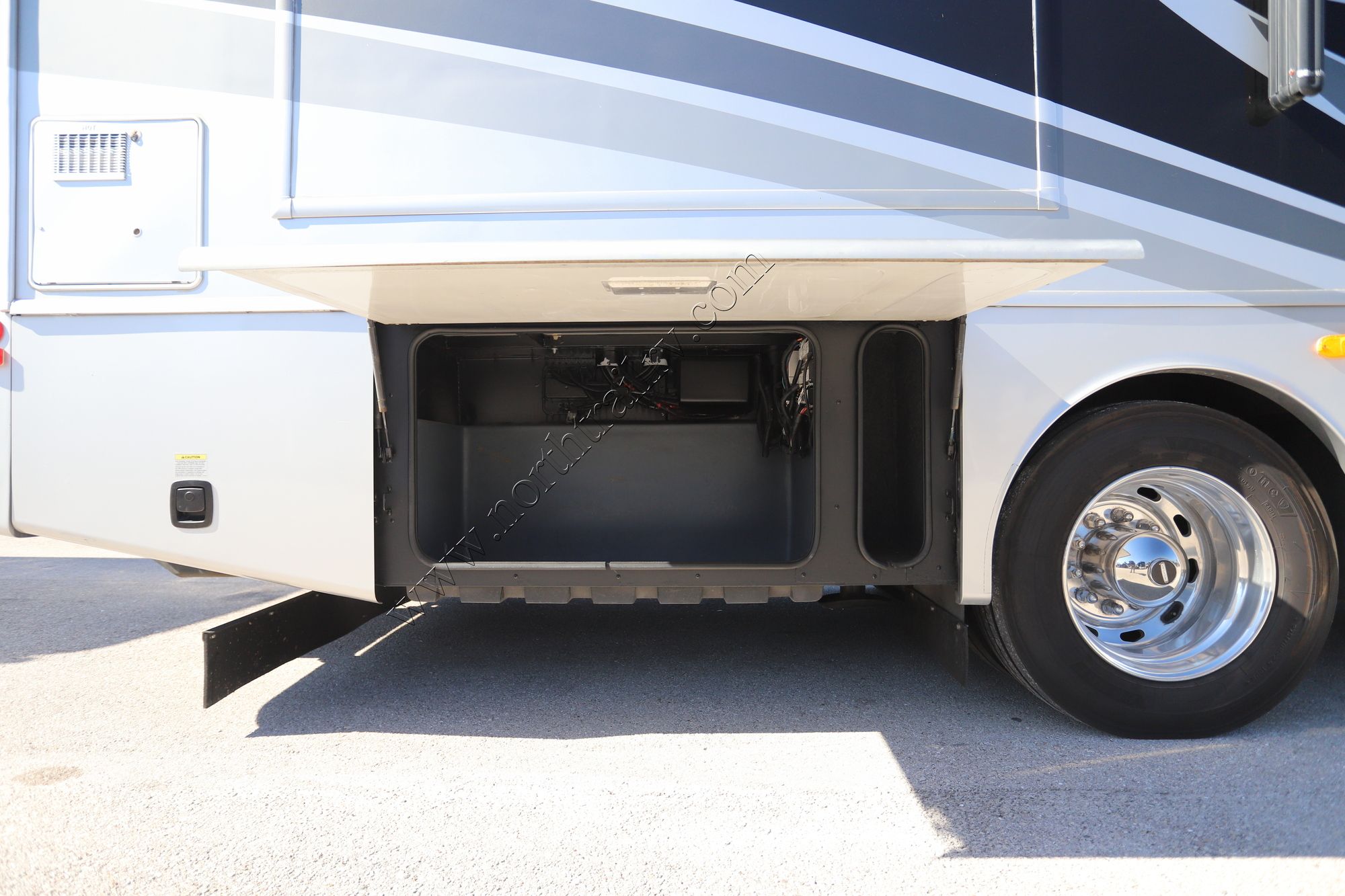 Used 2008 Fleetwood Excursion 39R Class A  For Sale