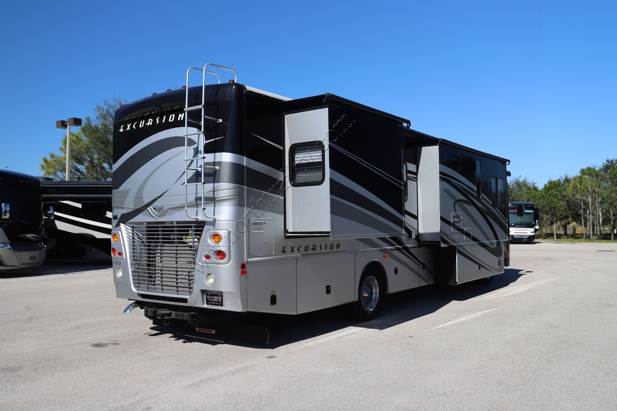 Used 2008 Fleetwood Excursion 39R Class A  For Sale