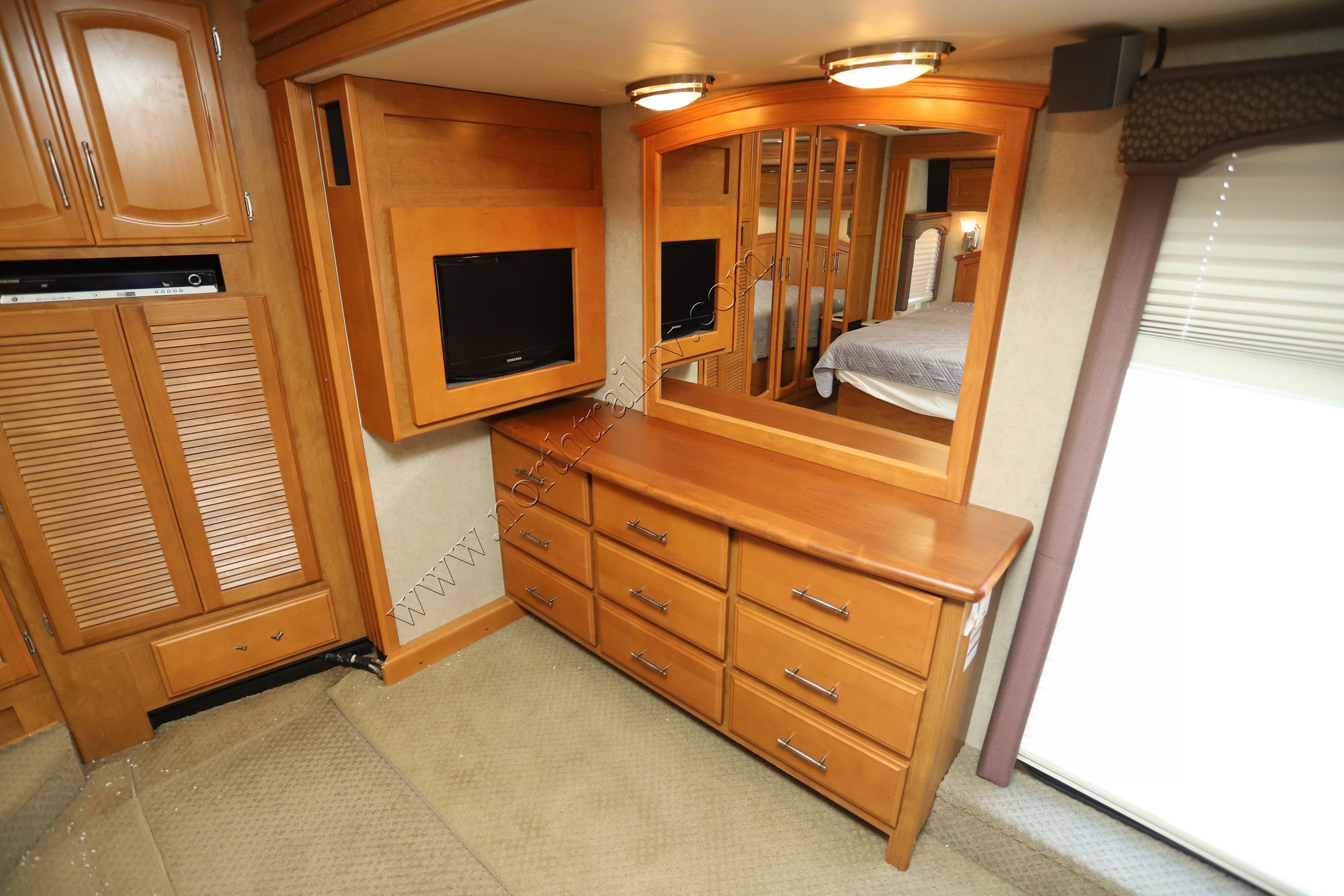 Used 2008 Fleetwood Excursion 39R Class A  For Sale