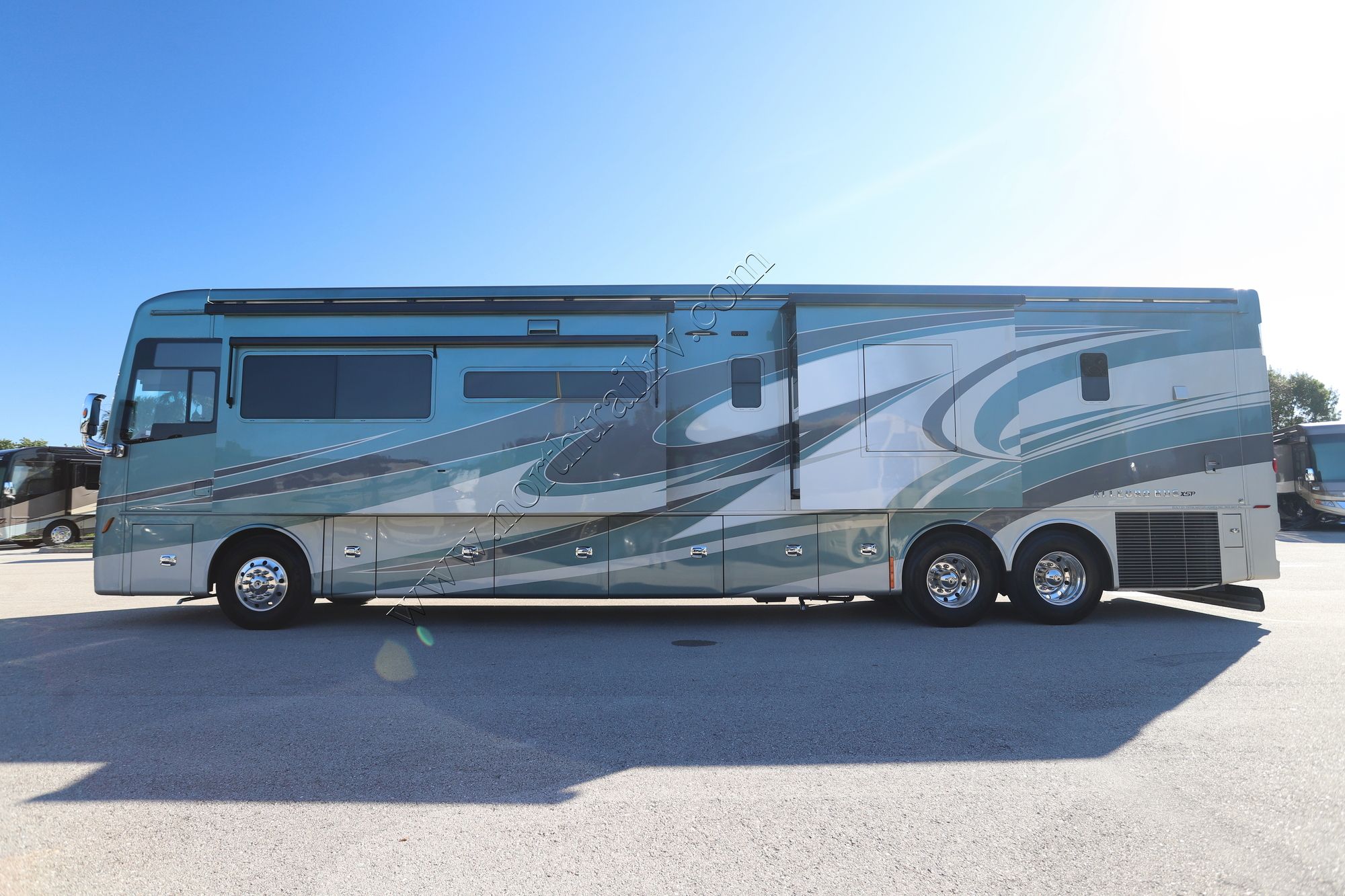 Used 2019 Tiffin Motor Homes Allegro Bus 45OPP Class A  For Sale