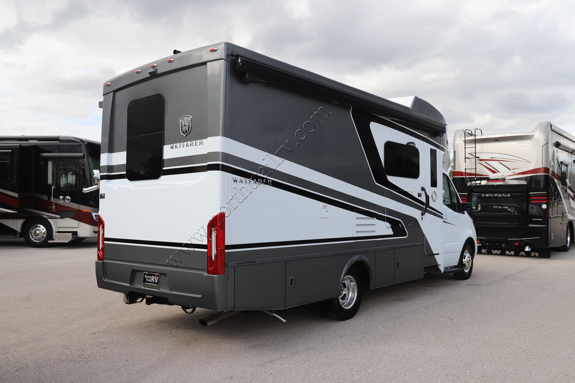 New 2024 Tiffin Motor Homes Wayfarer 25RW Class C  For Sale