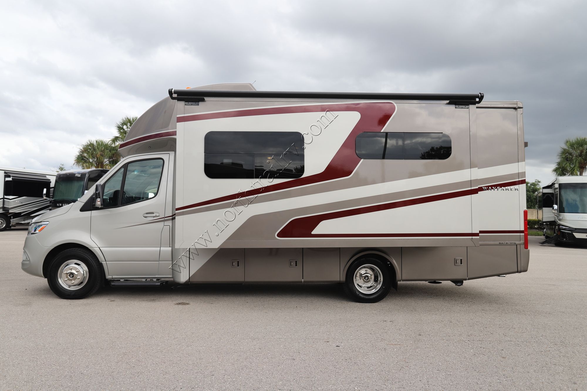 New 2024 Tiffin Motor Homes Wayfarer 25RW Class C  For Sale