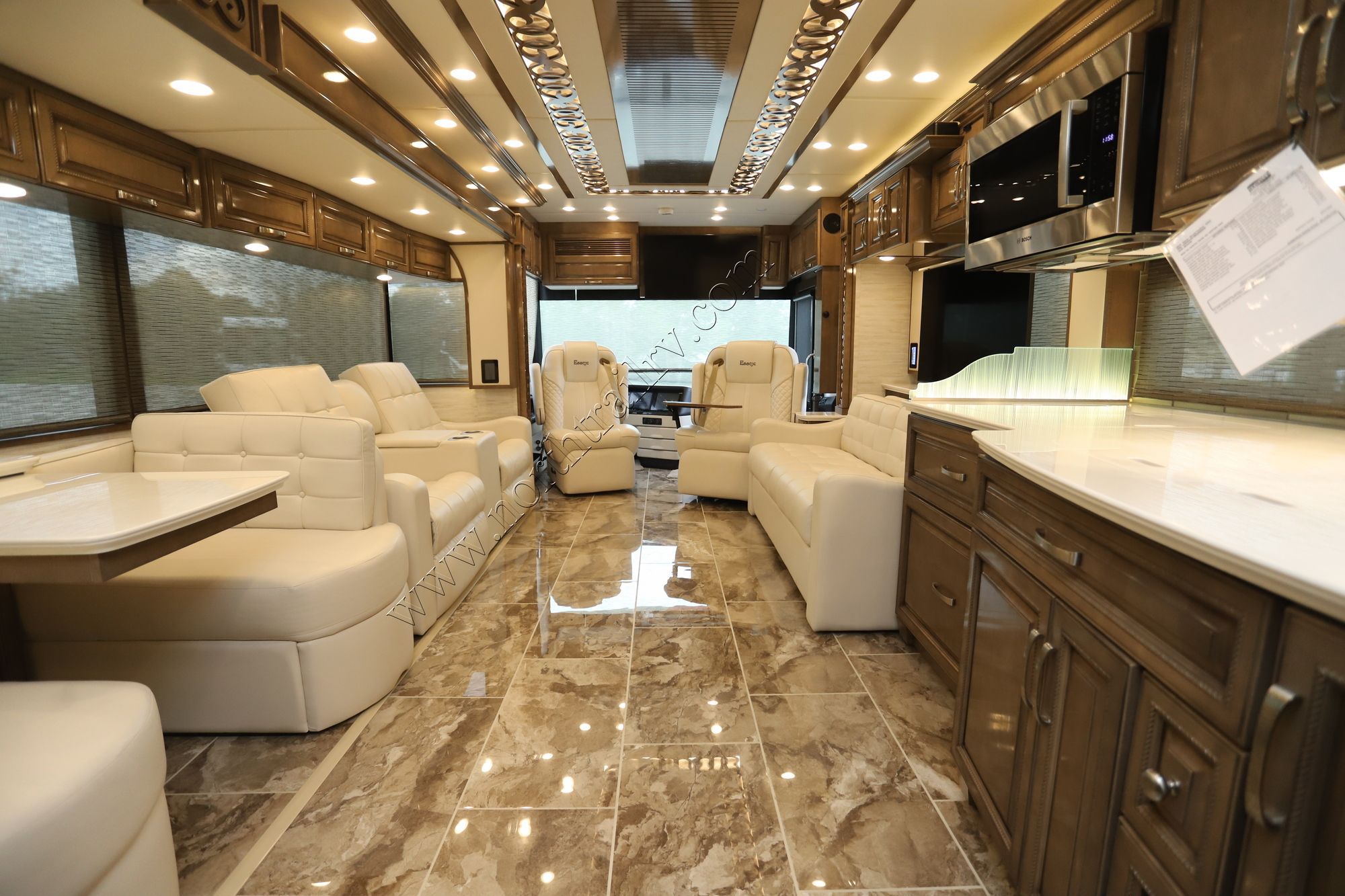 New 2024 Newmar Essex 4595 Class A  For Sale