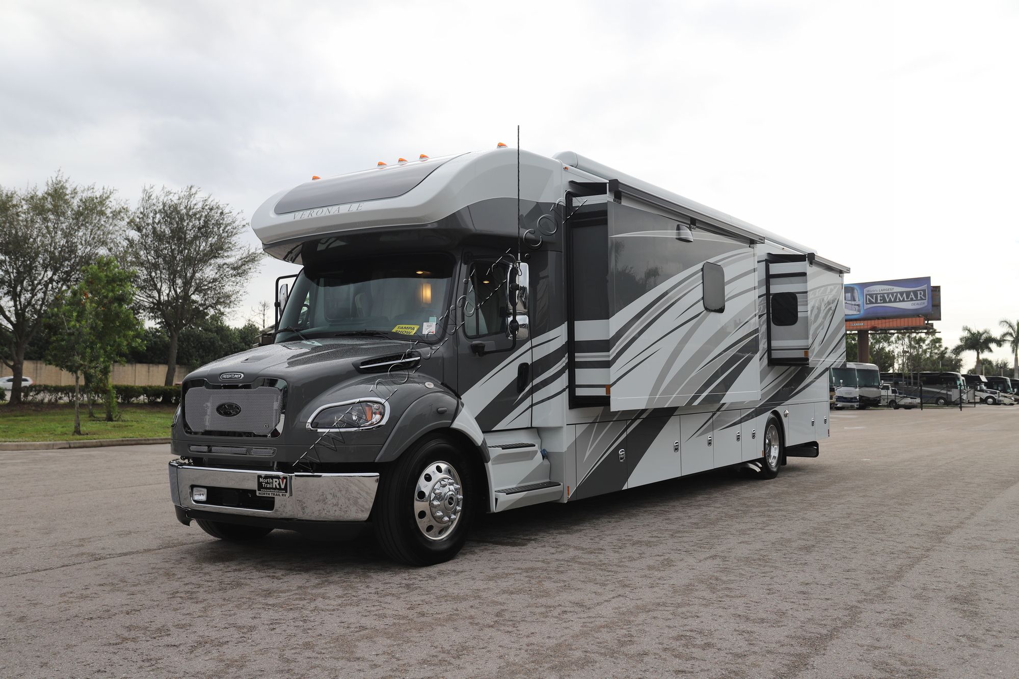 New 2024 Renegade Rv Verona Le 40LRB Super C  For Sale