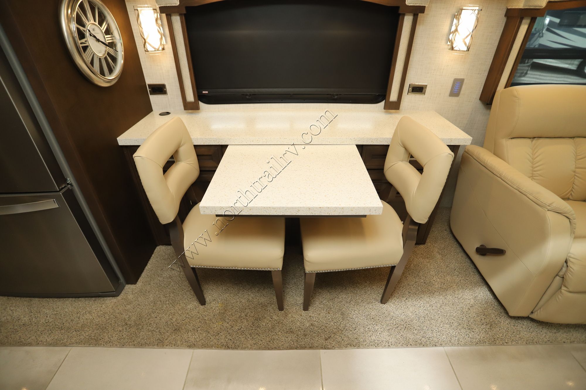 Used 2020 Newmar Ventana 4362 Class A  For Sale