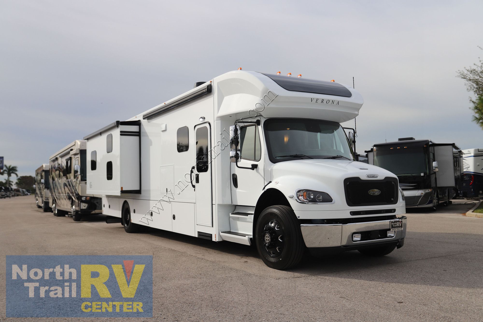 New 2024 Renegade Rv Verona 40VBH Super C  For Sale