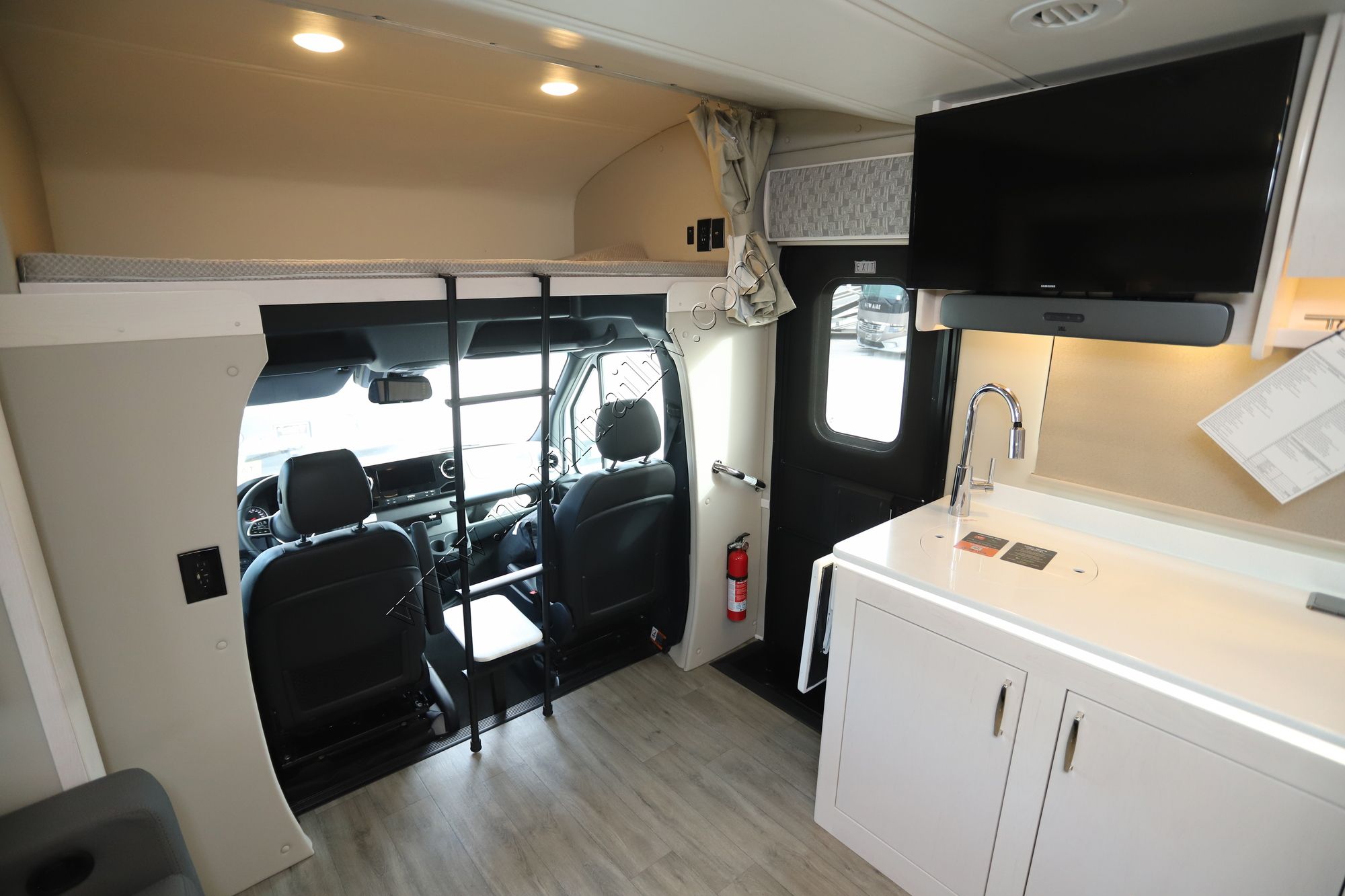 New 2024 Renegade Rv Vienna 25VRMC Class C  For Sale