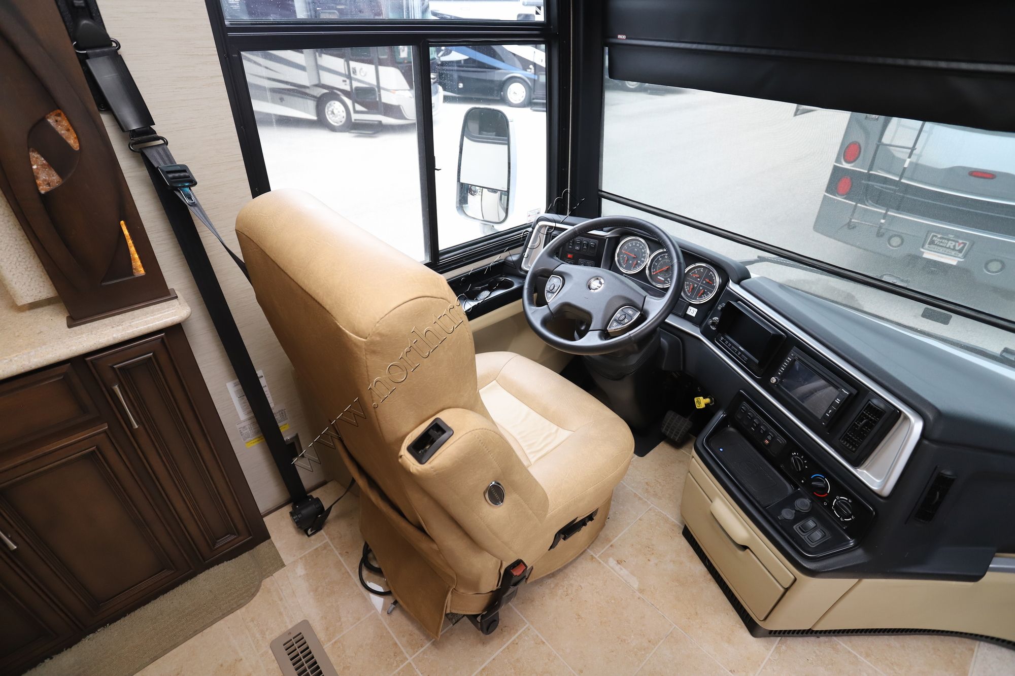 Used 2018 Newmar Ventana 3407 Class A  For Sale