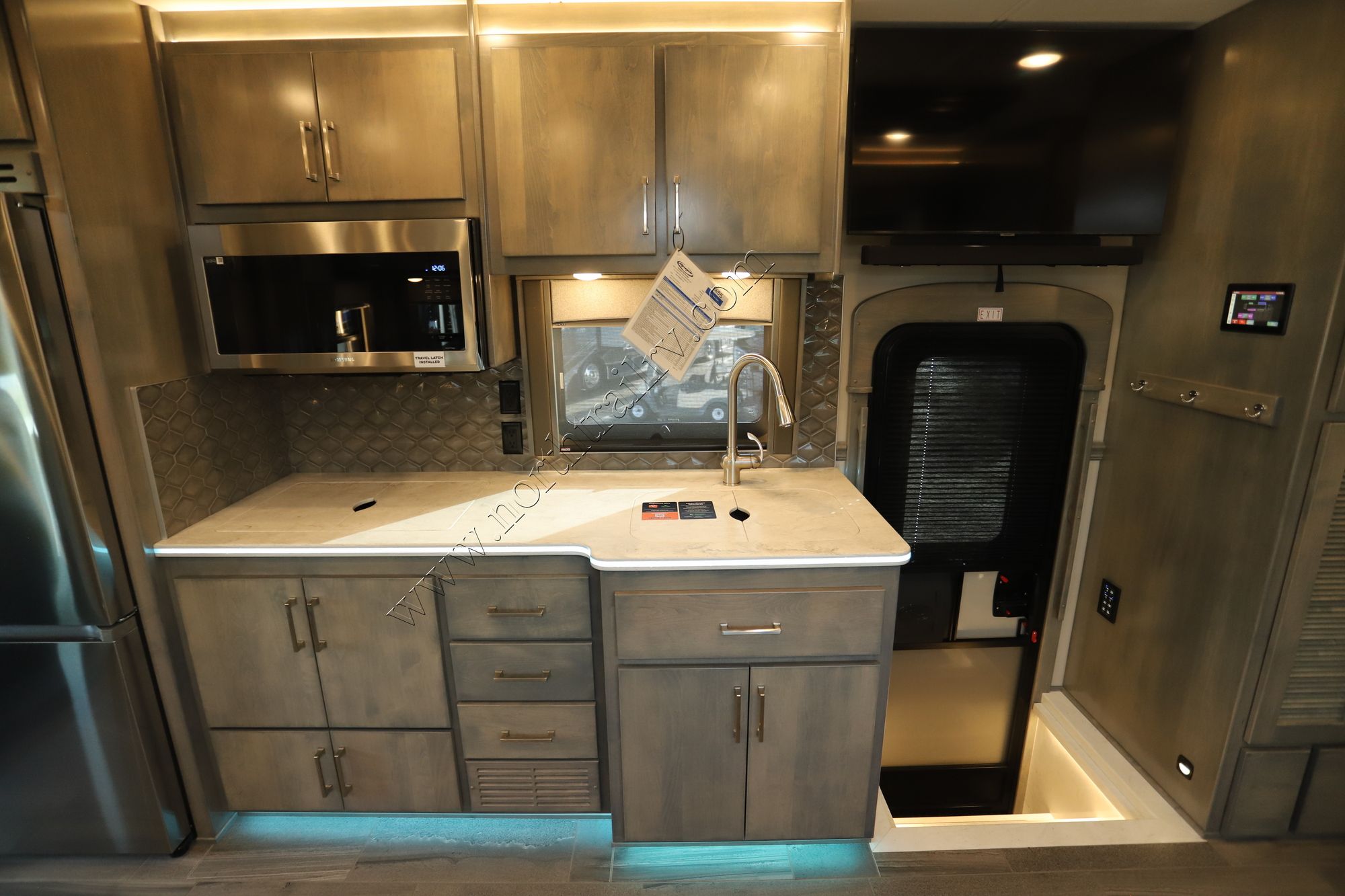 New 2024 Renegade Rv Classic 45CBF Super C  For Sale