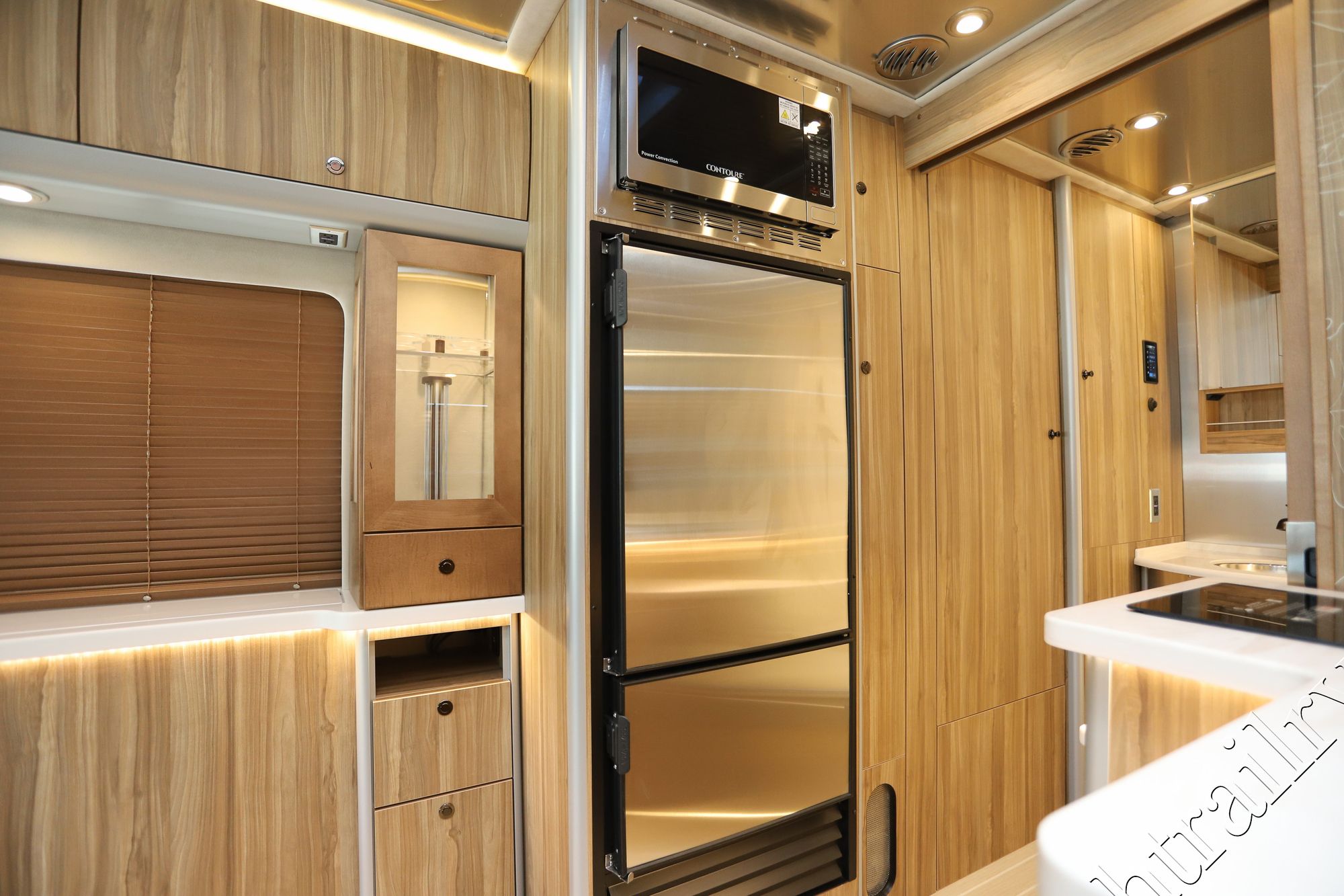 2024 Airstream Atlas Tommy Bahama Class C New  For Sale