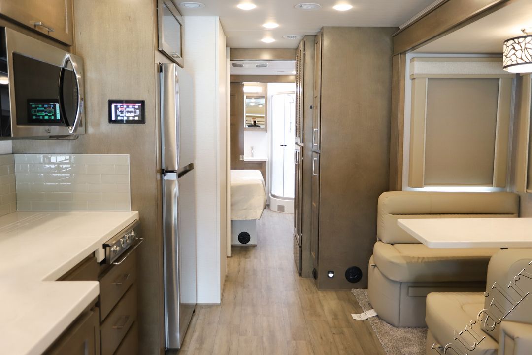 2024 Renegade Rv Valencia 38RB 15503