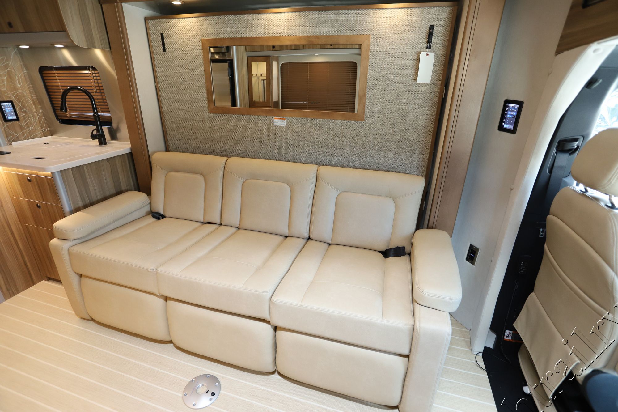 2024 Airstream Atlas Tommy Bahama Class C New  For Sale