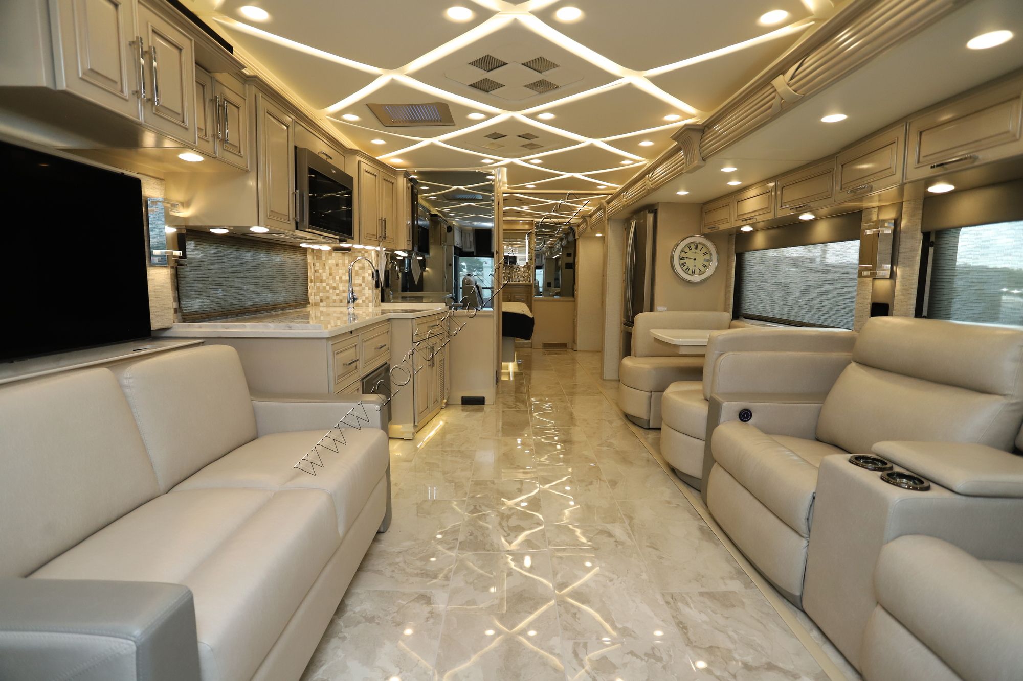 New 2024 Newmar Mountain Aire 4118 Class A  For Sale