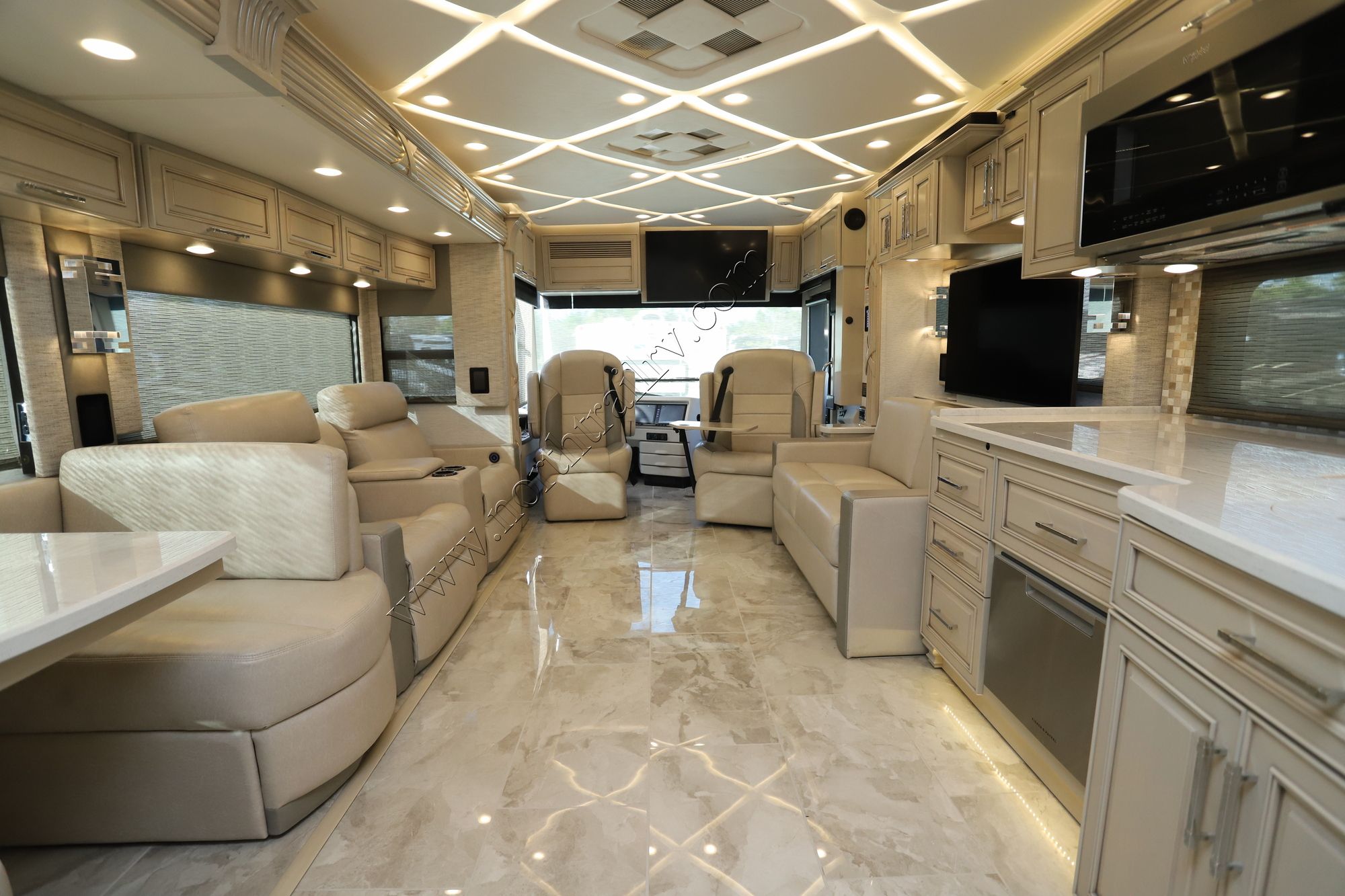 New 2024 Newmar Mountain Aire 4118 Class A  For Sale