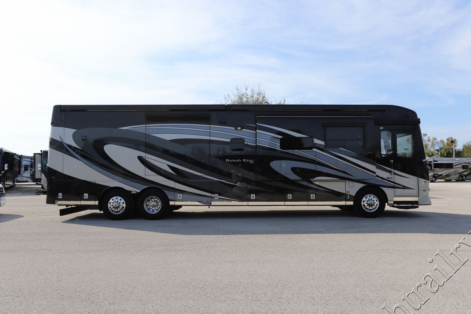 Front Engine Diesel Rv Newmar Motorhomes For Sale | North Trail RV Center