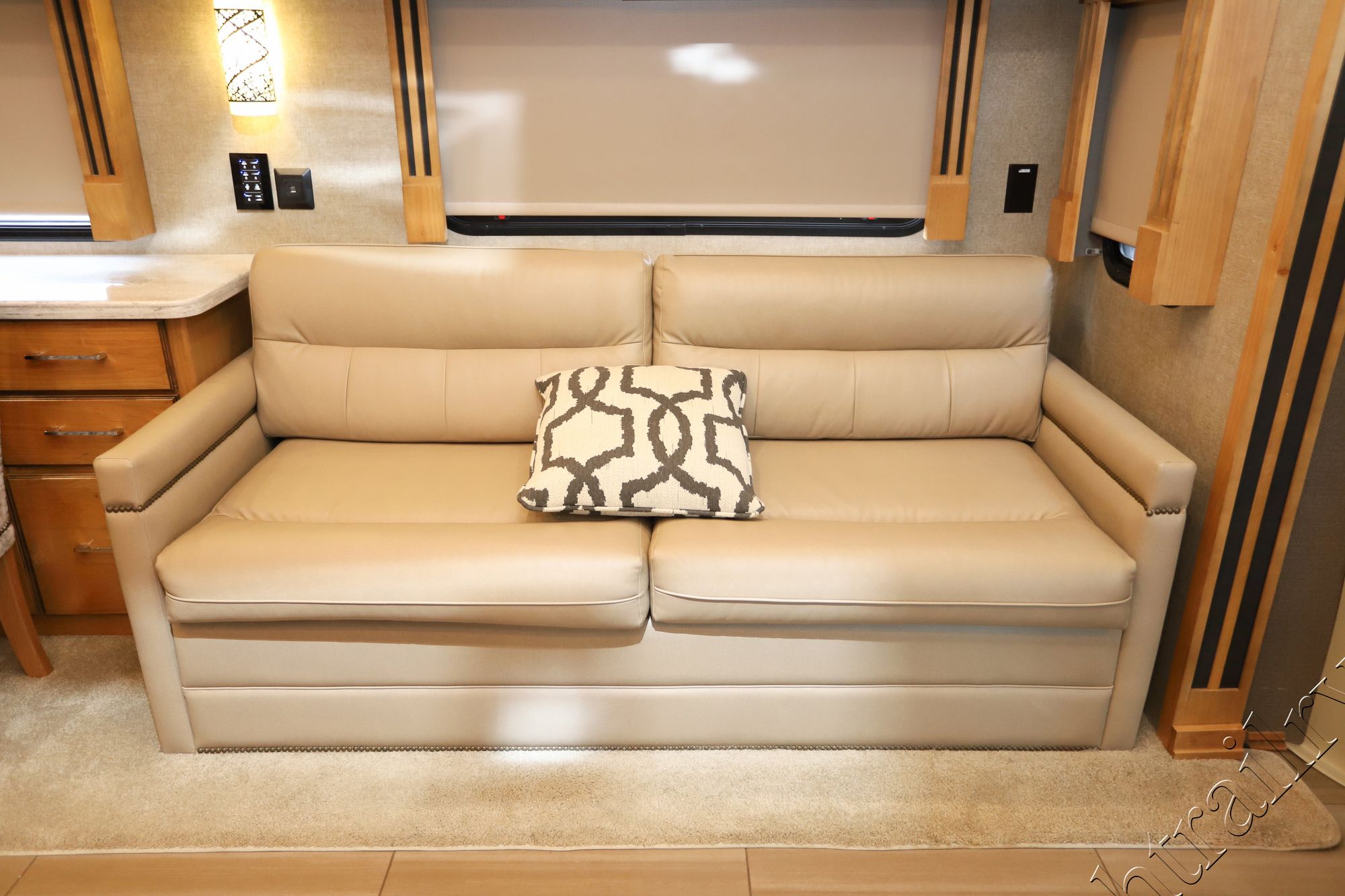 Used 2019 Tiffin Motor Homes Allegro Red 37BA Class A  For Sale