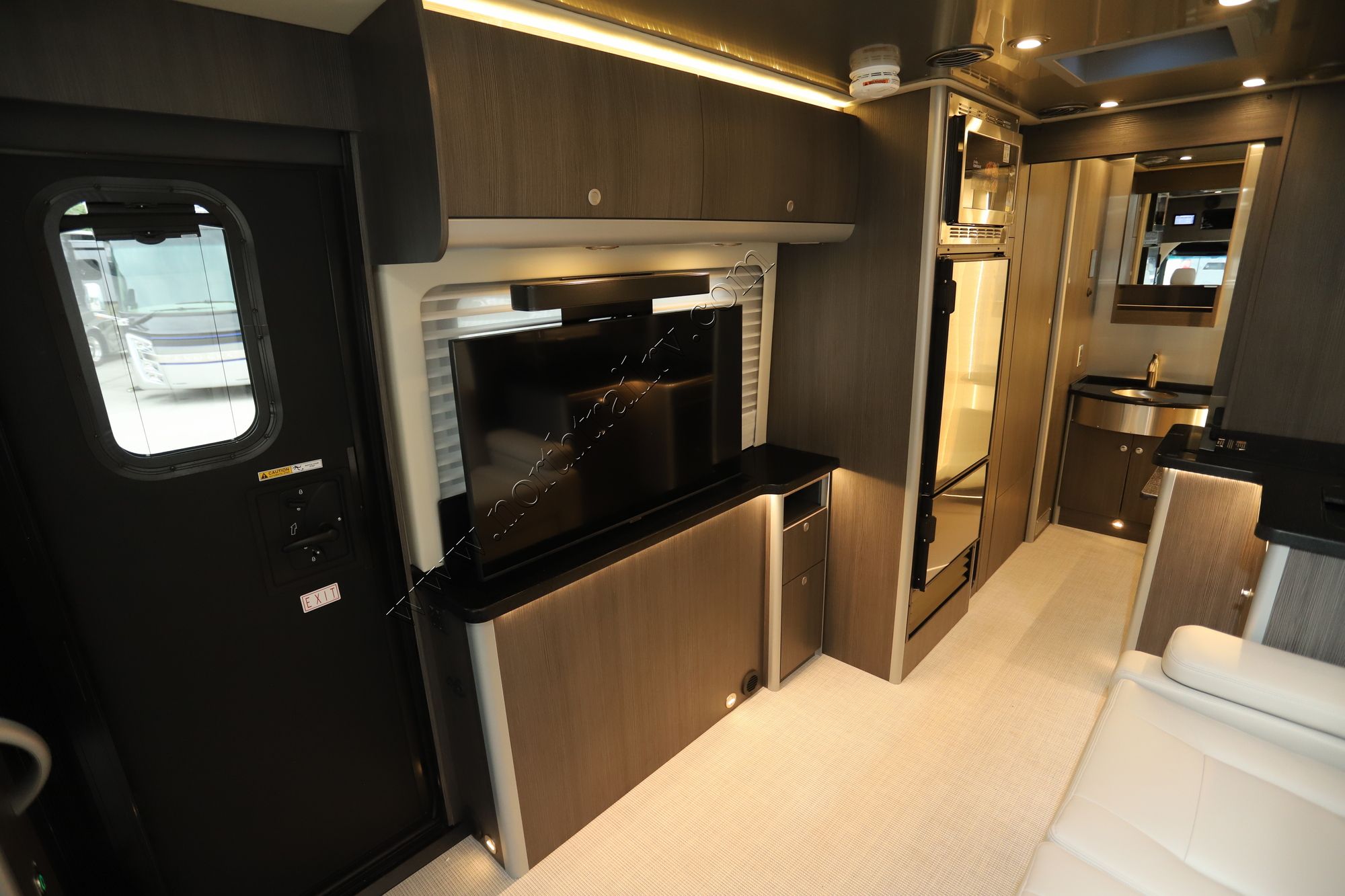 2024 Airstream Atlas 24MB Class C New  For Sale