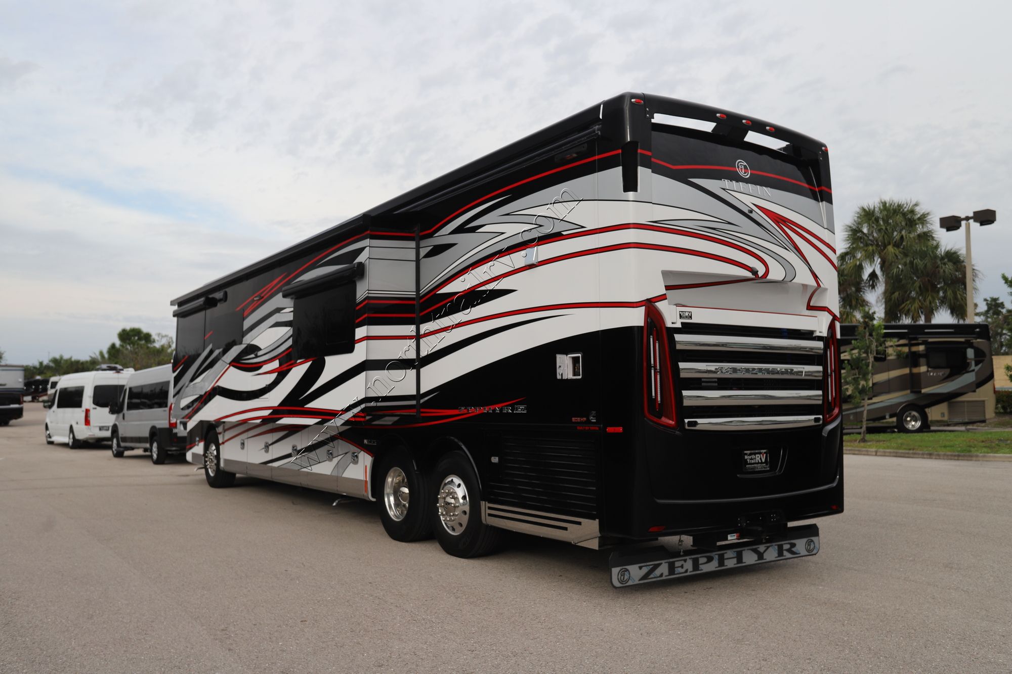 New 2024 Tiffin Motor Homes Zephyr 45FZ Class A  For Sale