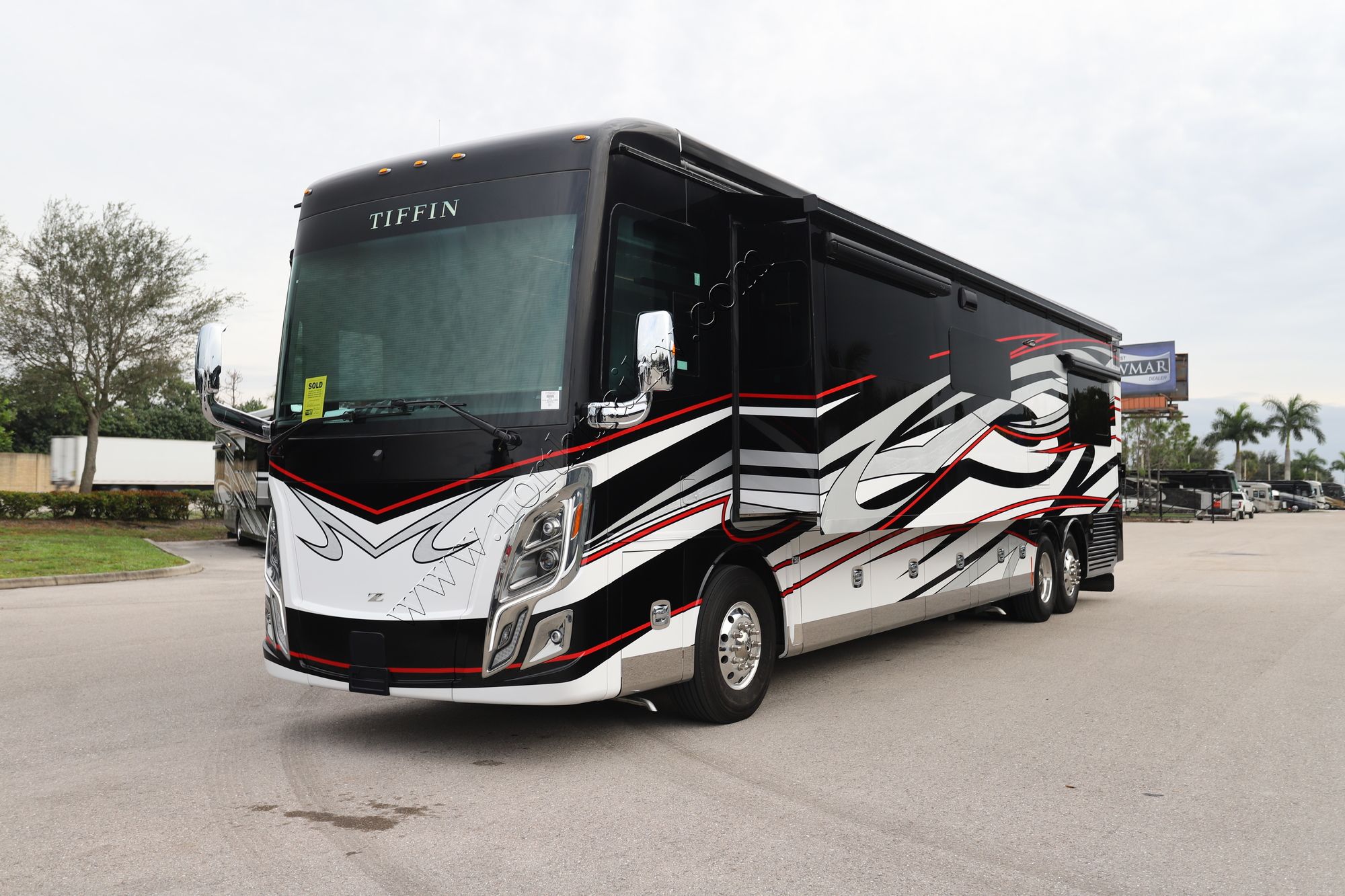 New 2024 Tiffin Motor Homes Zephyr 45FZ Class A  For Sale