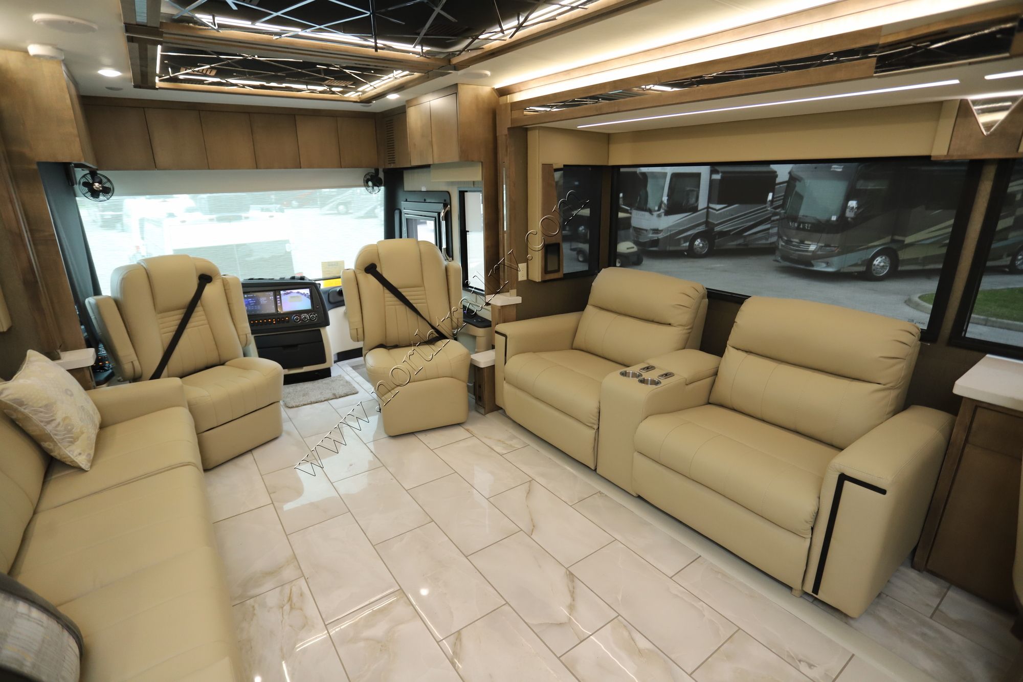 New 2024 Tiffin Motor Homes Zephyr 45FZ Class A  For Sale