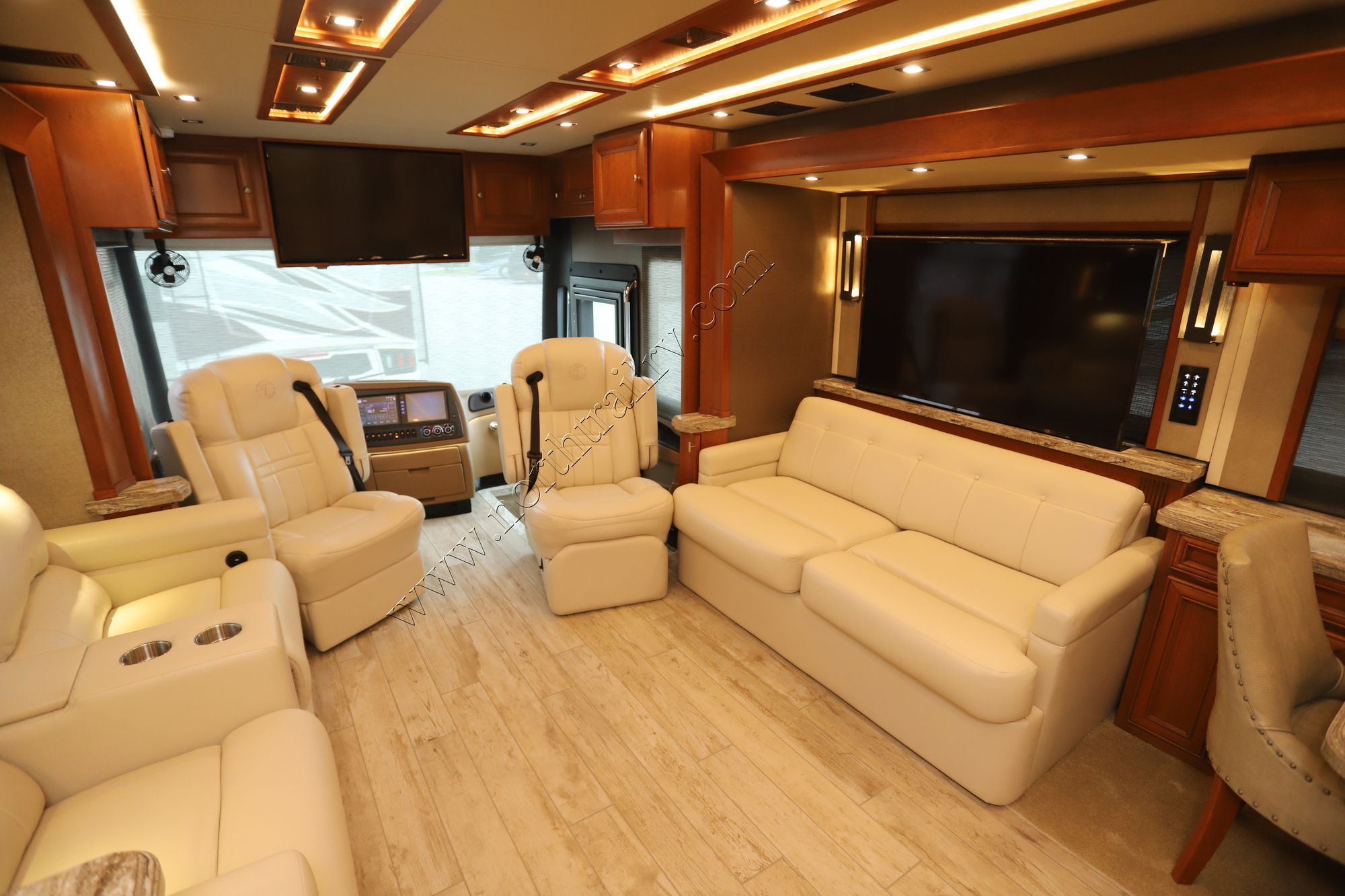 Used 2019 Tiffin Motor Homes Allegro Bus 40IP Class A  For Sale