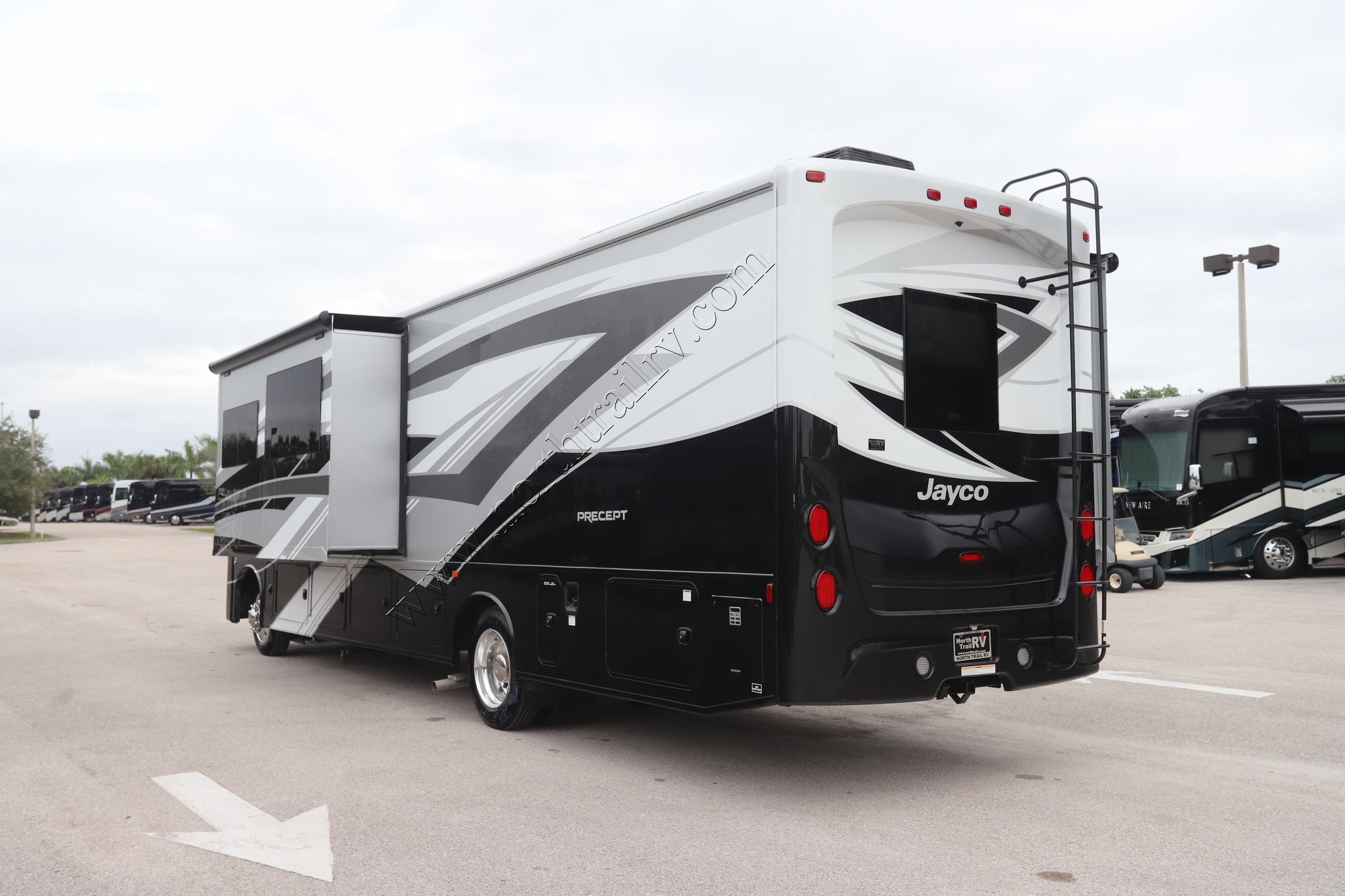 New 2024 Jayco Precept 34G Class A  For Sale