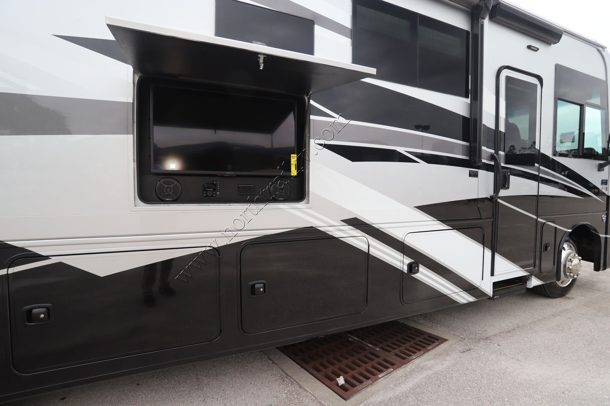 New 2024 Jayco Precept 34G Class A  For Sale