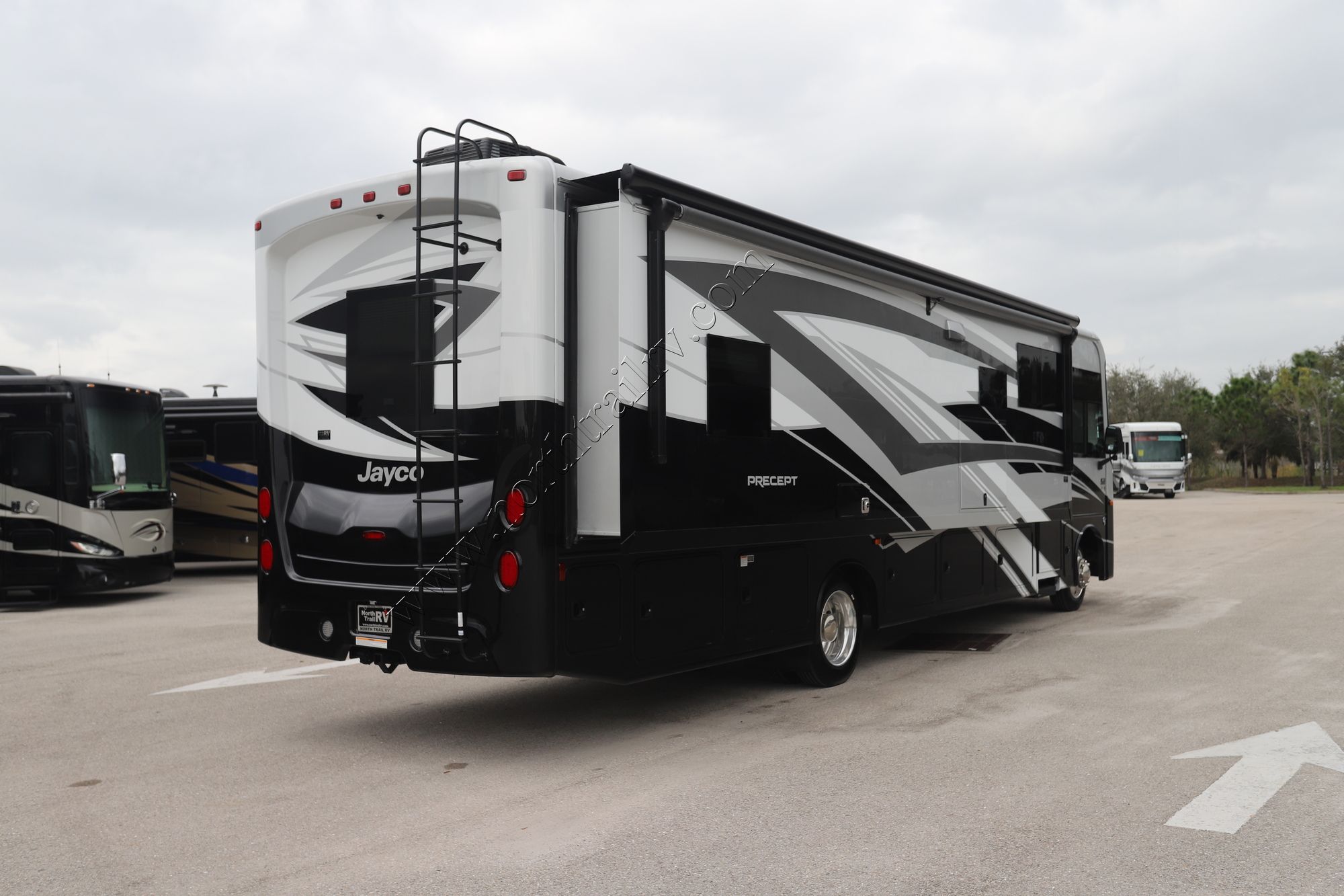 New 2024 Jayco Precept 34G Class A  For Sale