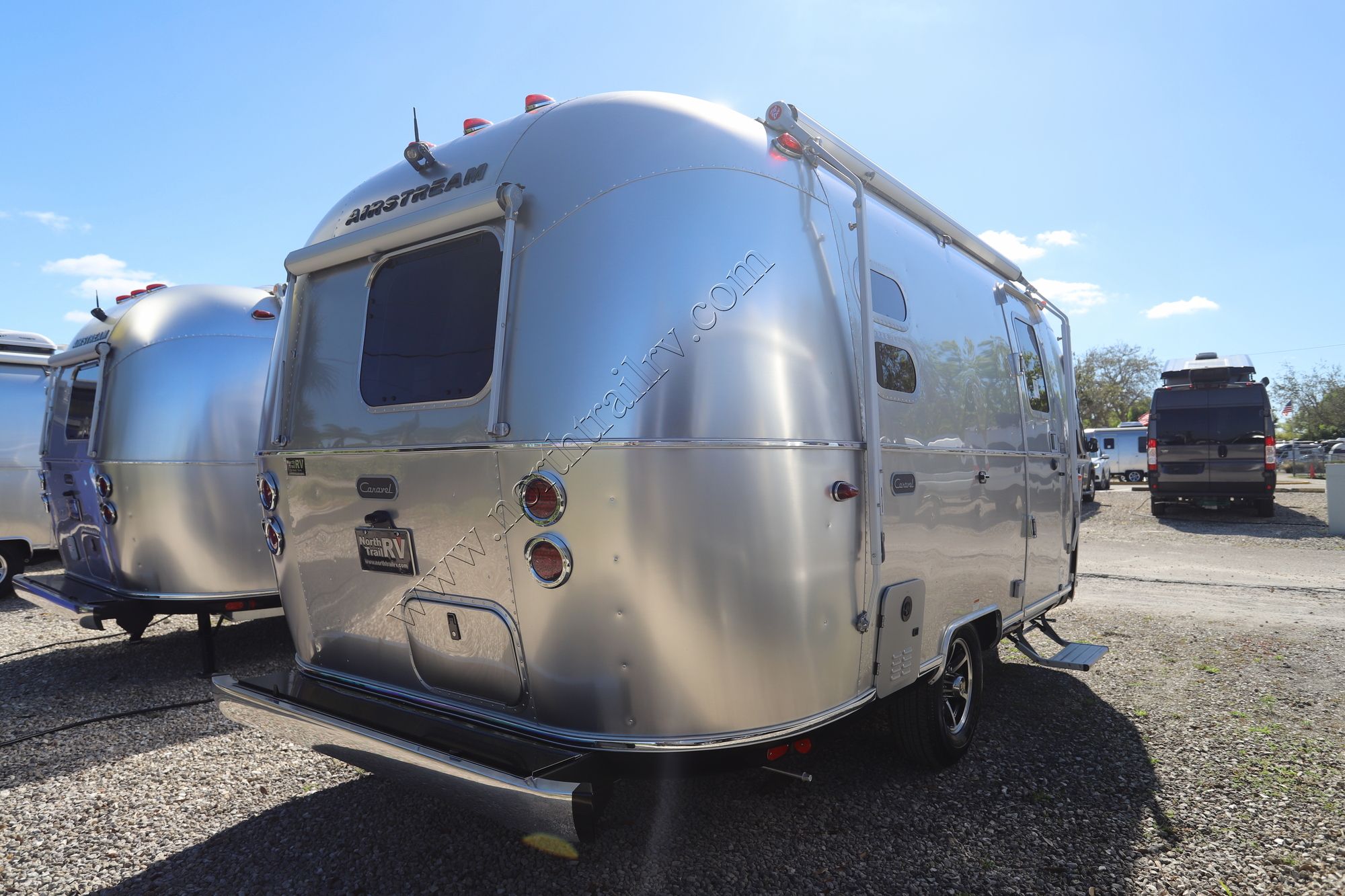 2024 Airstream Caravel 19CB Travel Trailer New  For Sale