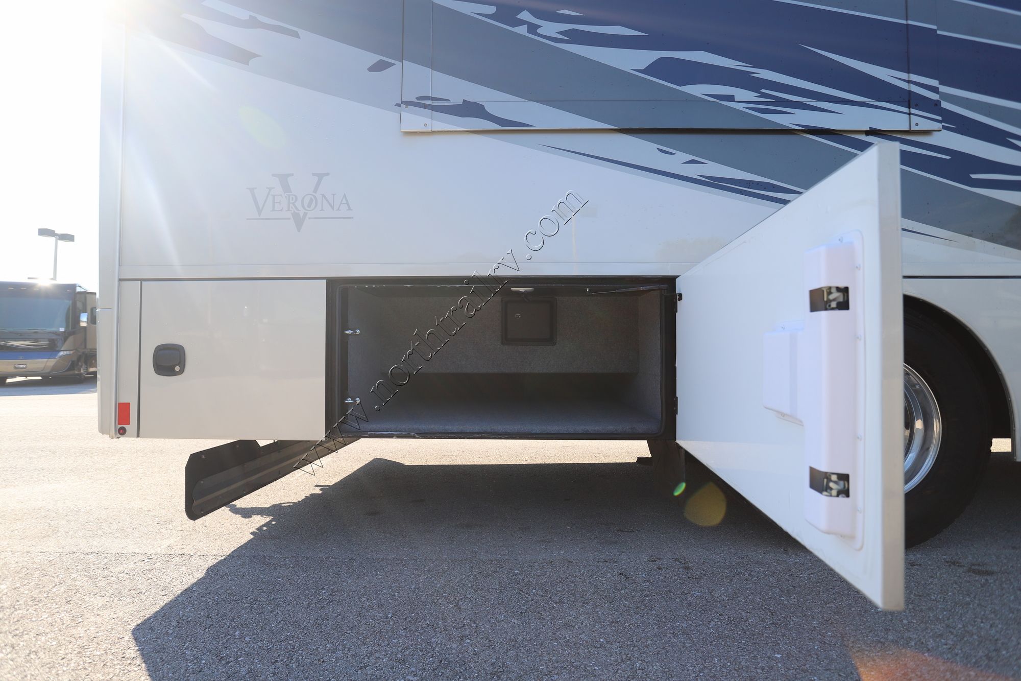 New 2024 Renegade Rv Verona 40VRB Super C  For Sale