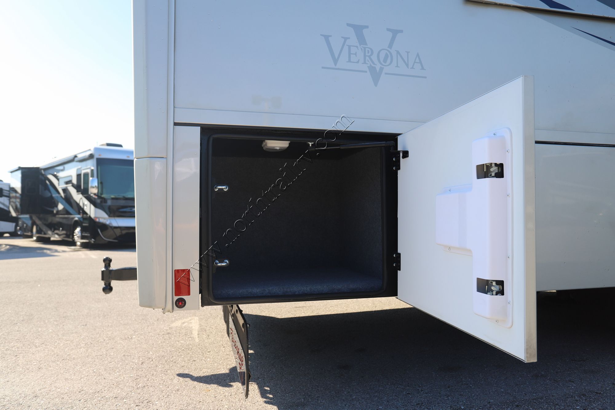 New 2024 Renegade Rv Verona 40VRB Super C  For Sale